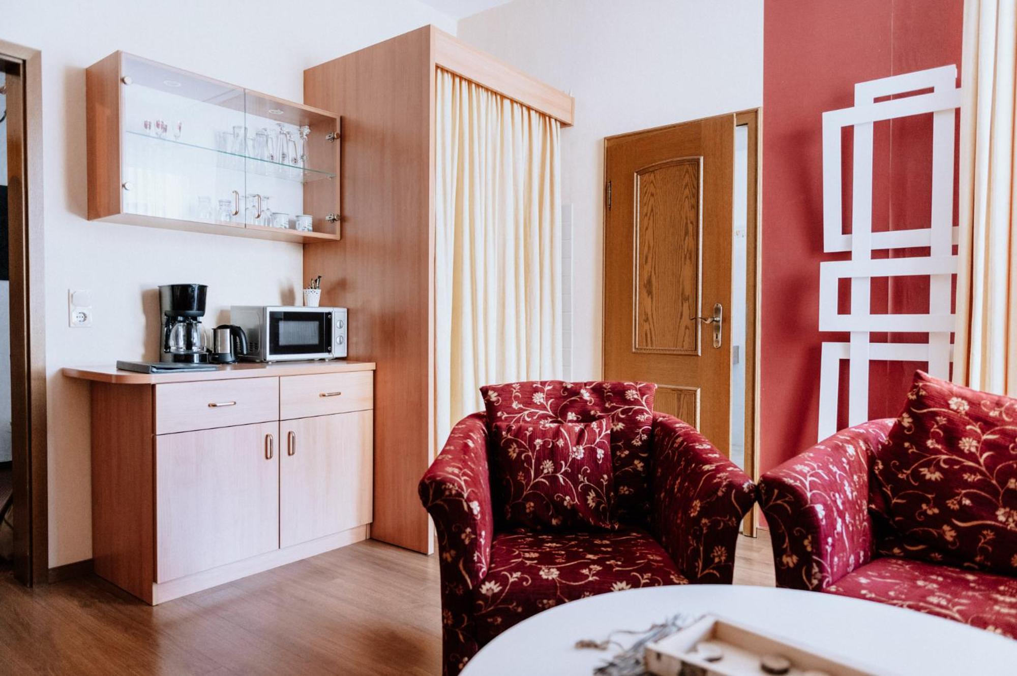 One-Bedroom Apartment with Balcony