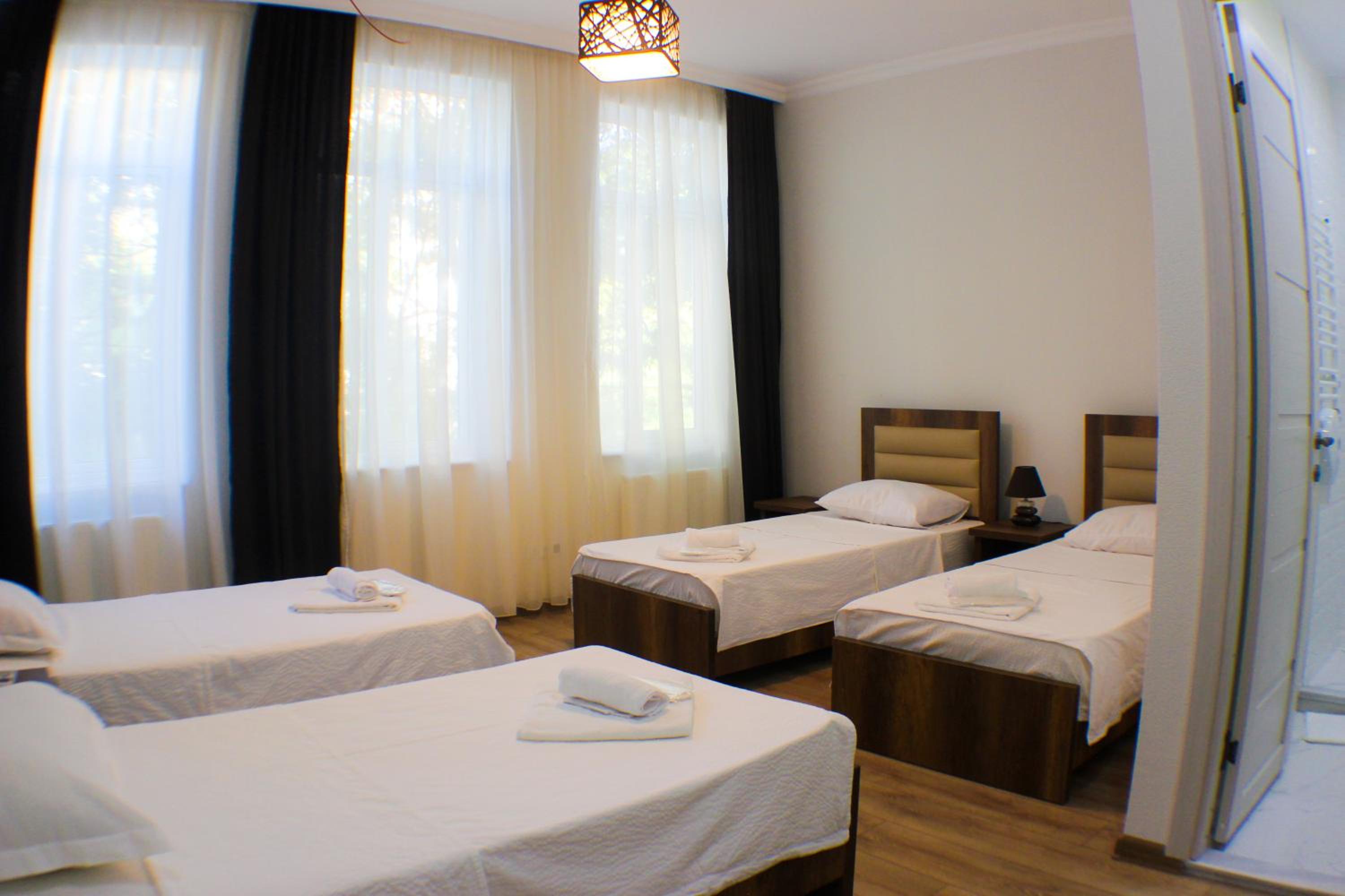 Quadruple Room with Mountain View