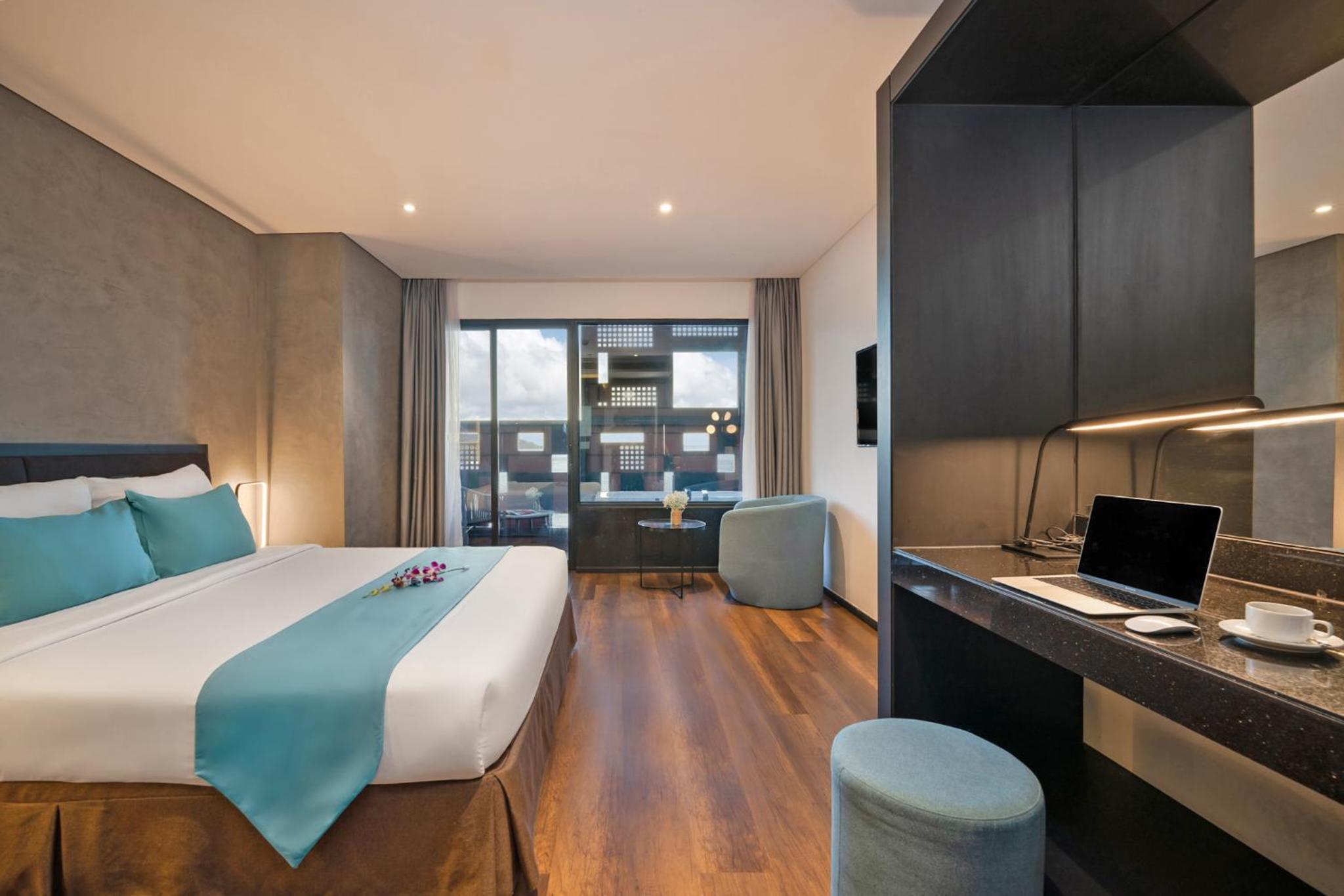 Executive Suite Double Sea View With Bathtub