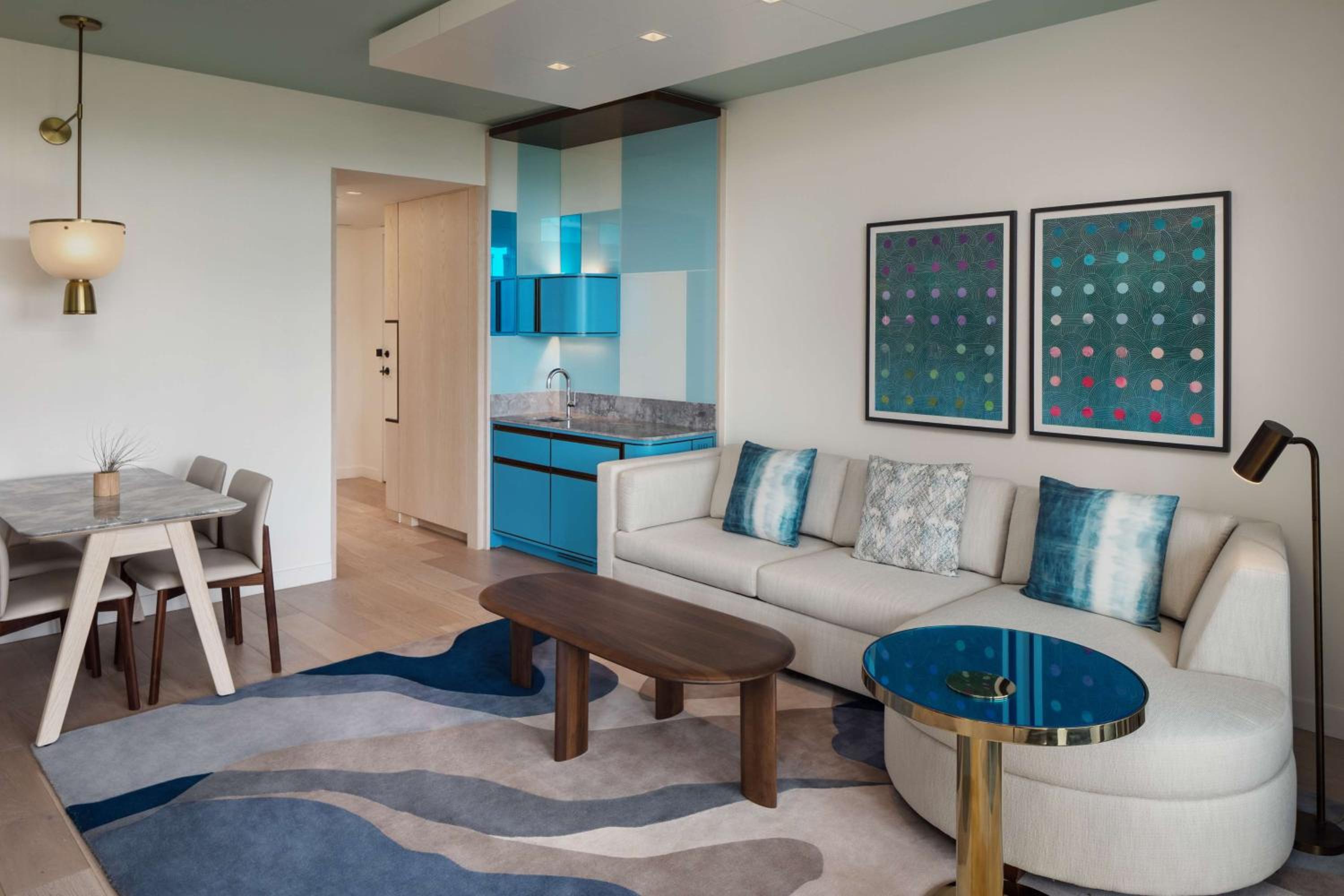 One-Bedroom Suite with Balcony