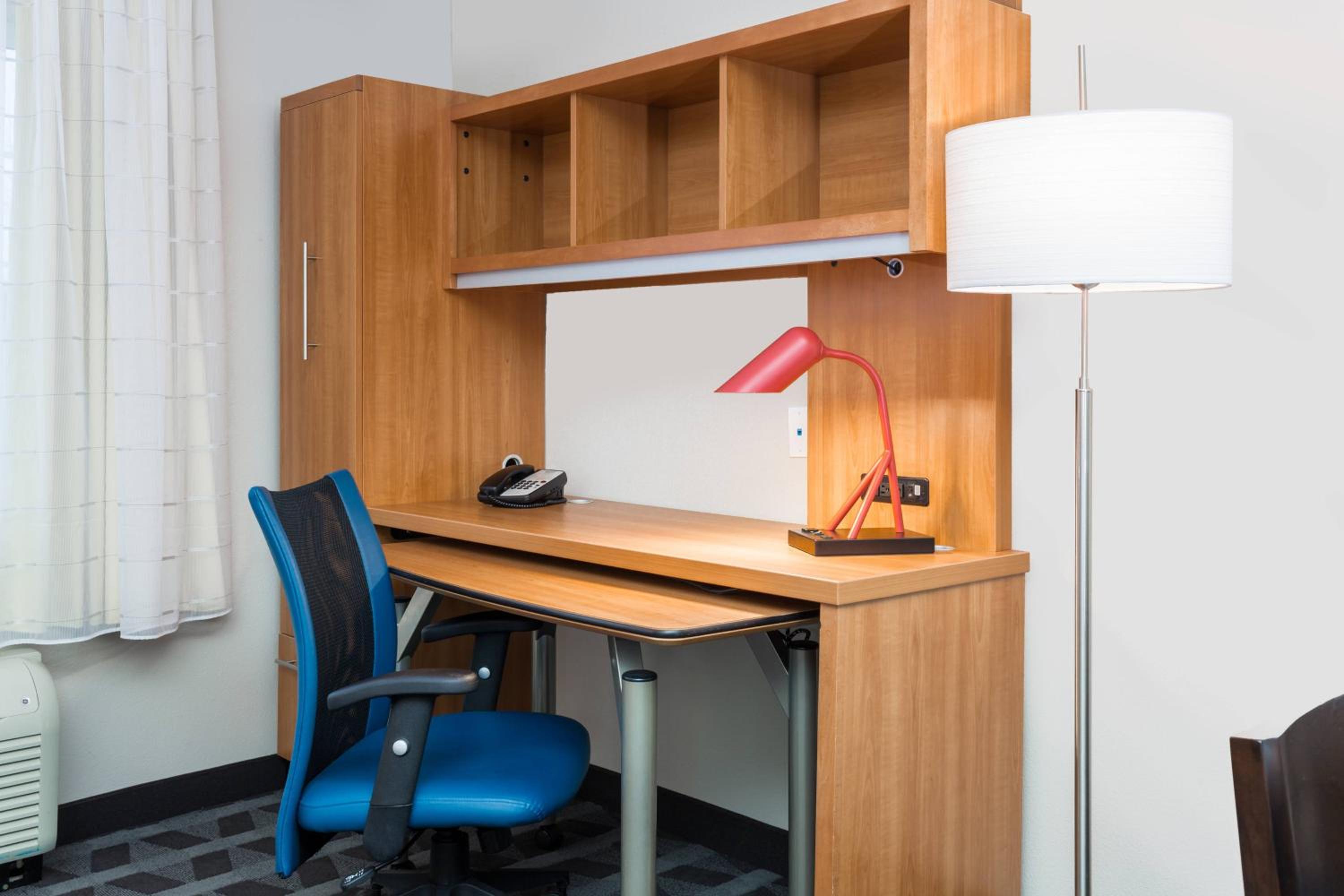 One-Bedroom King Suite