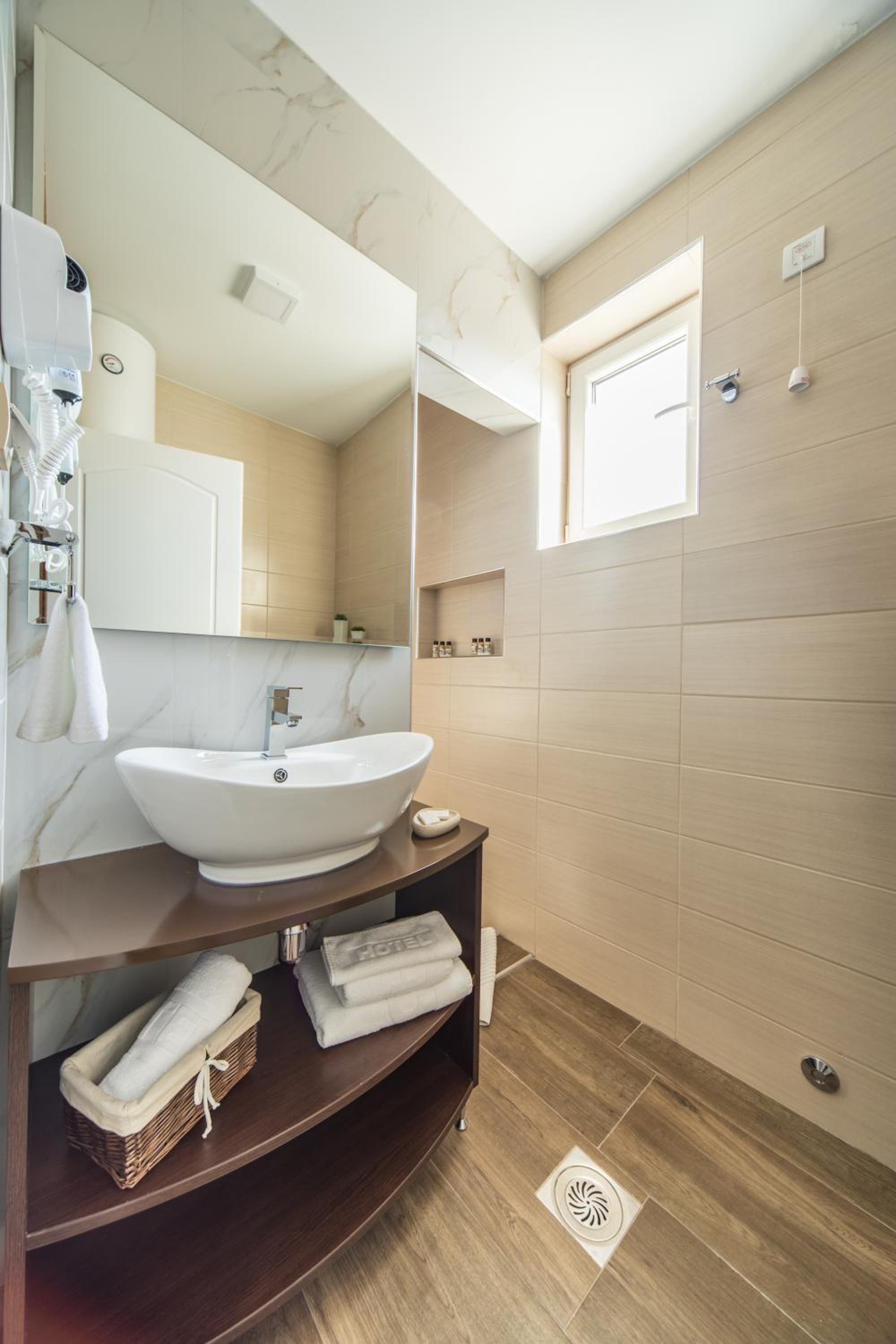 Superior One-Bedroom Suite