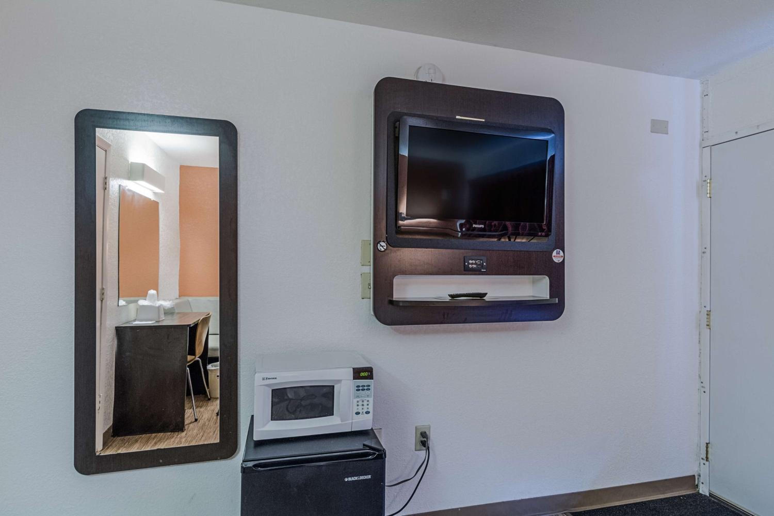 Quadruple Room - Disability Access - Non-Smoking