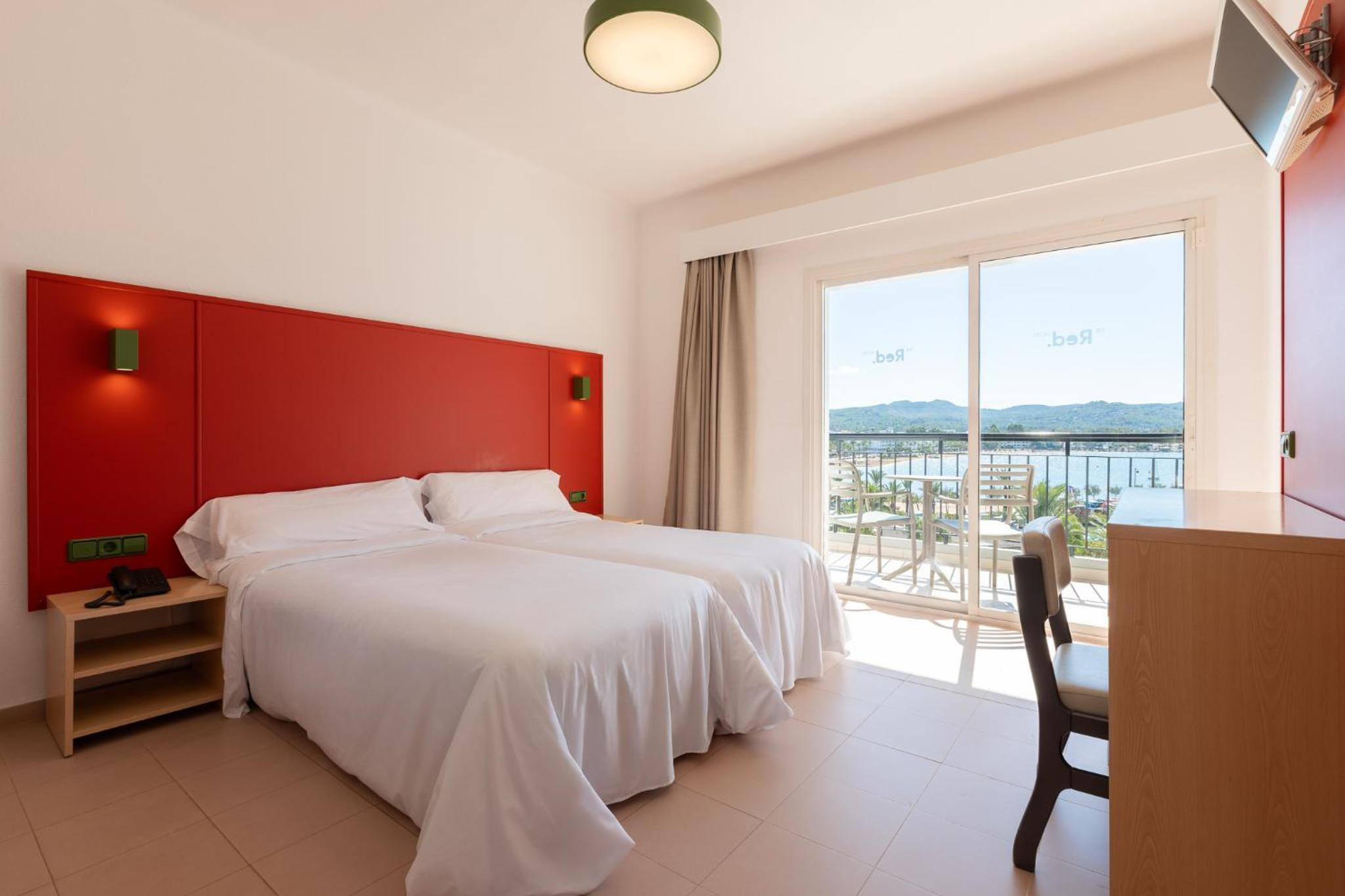 Twin Room with Sea View