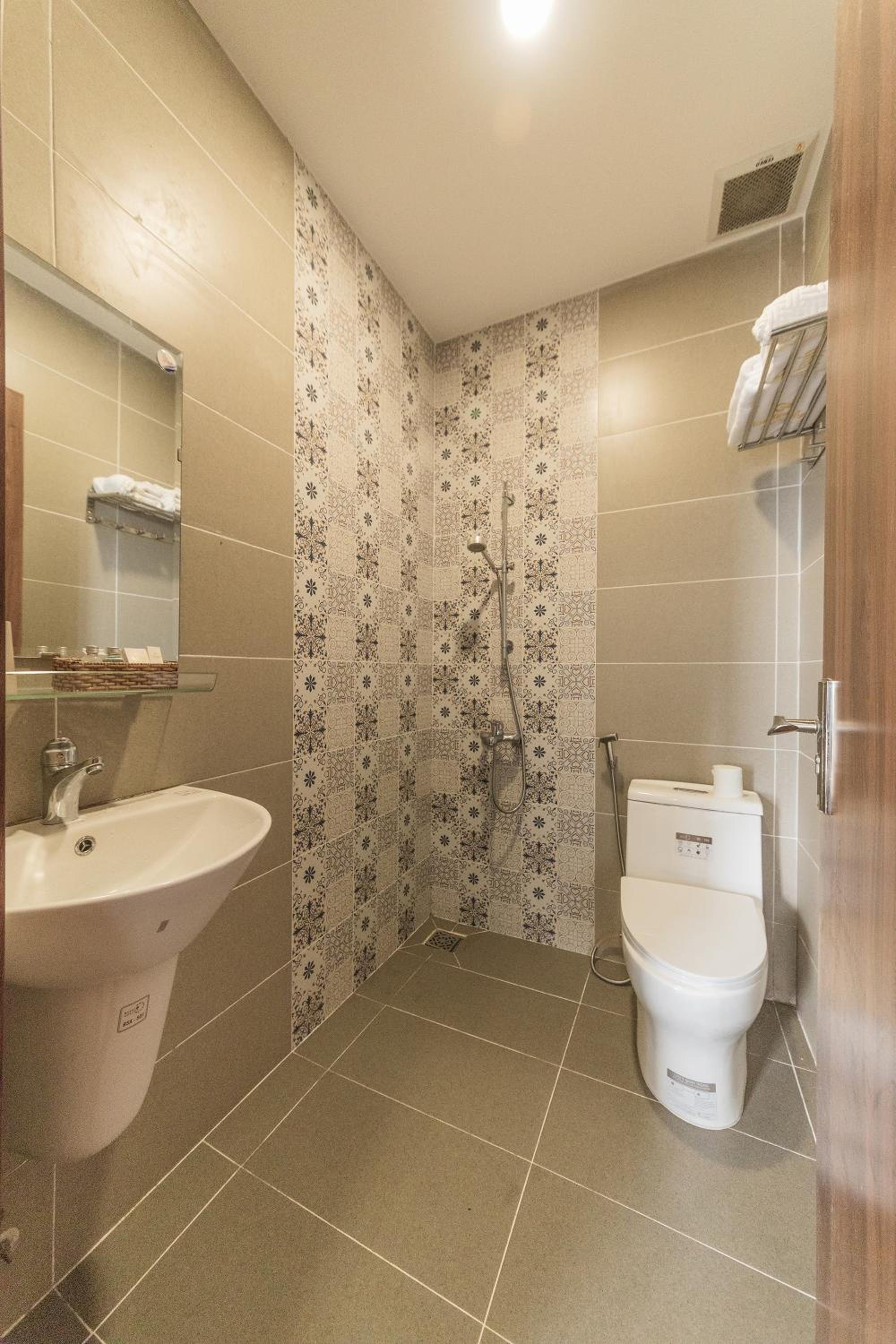 Queen Room With Balcony