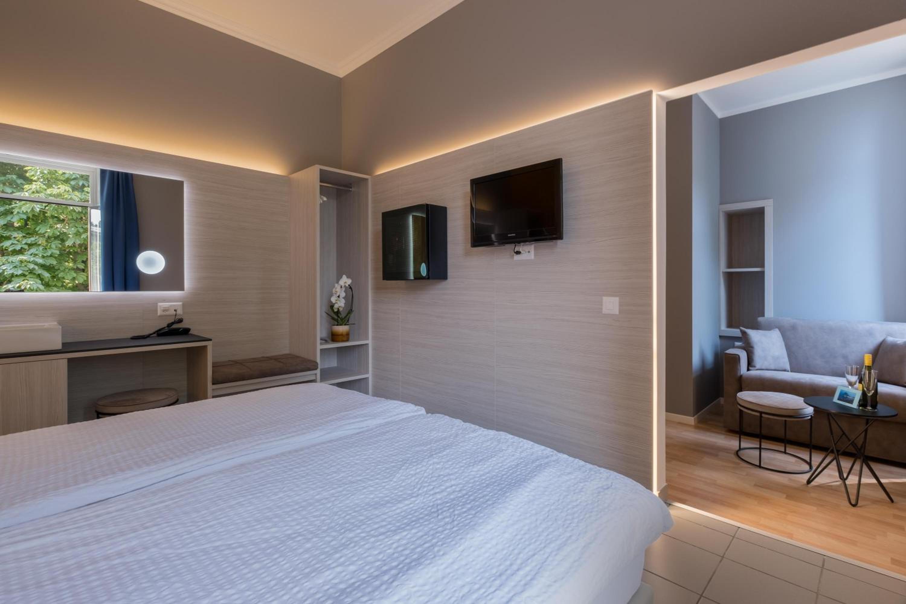 Junior Suite with Balcony