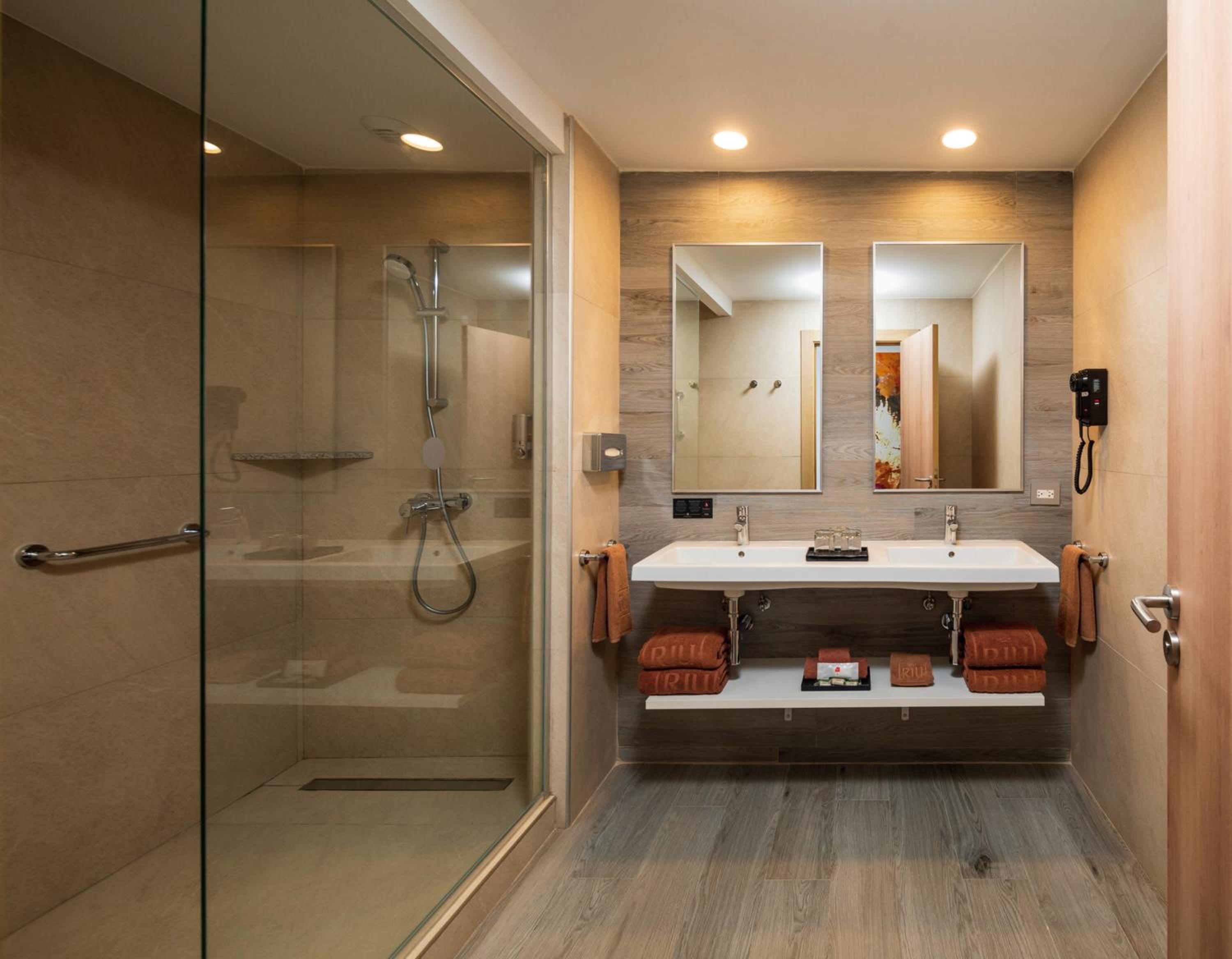 2 Bedroom Family Room