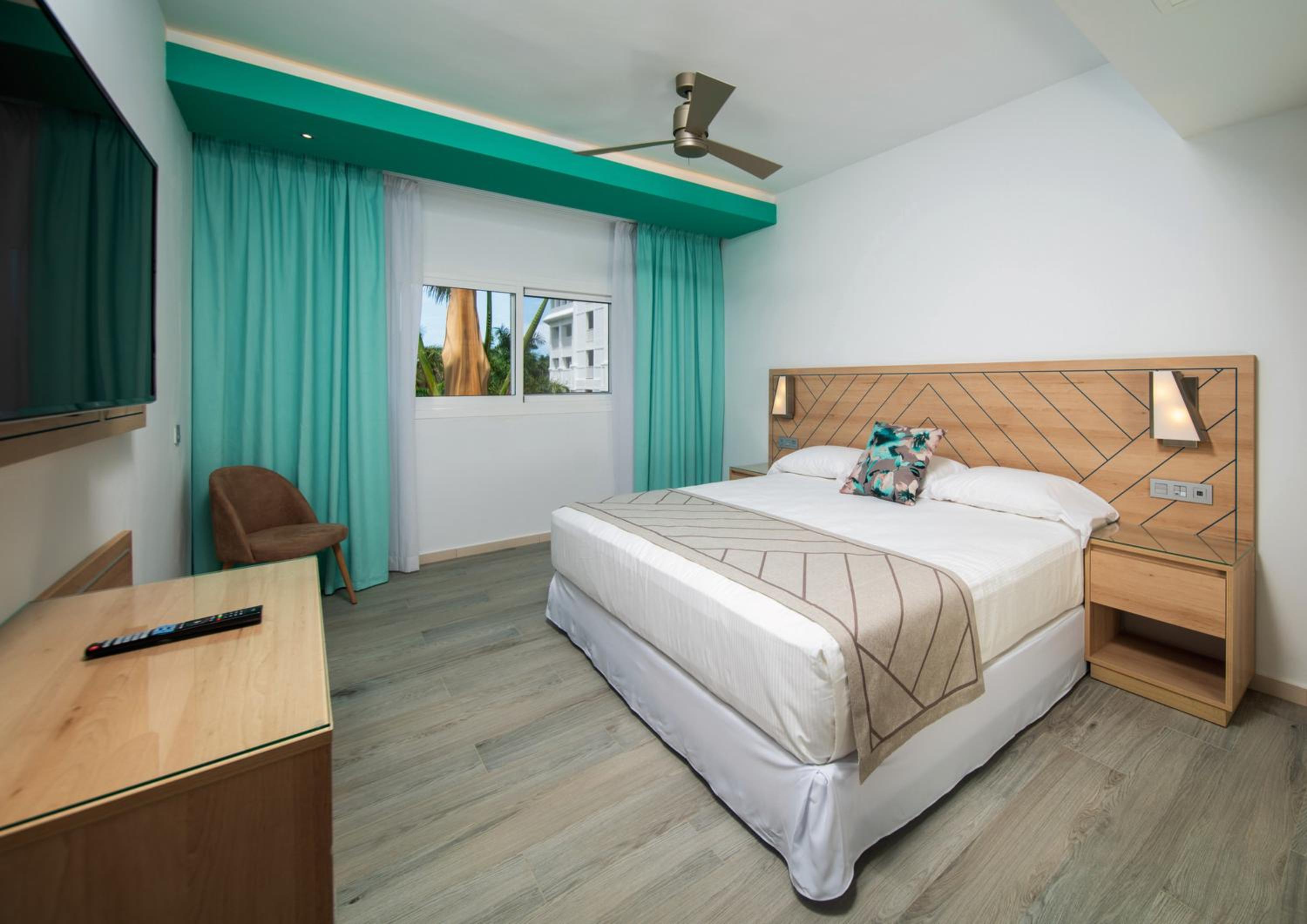 2 Bedroom Family Room