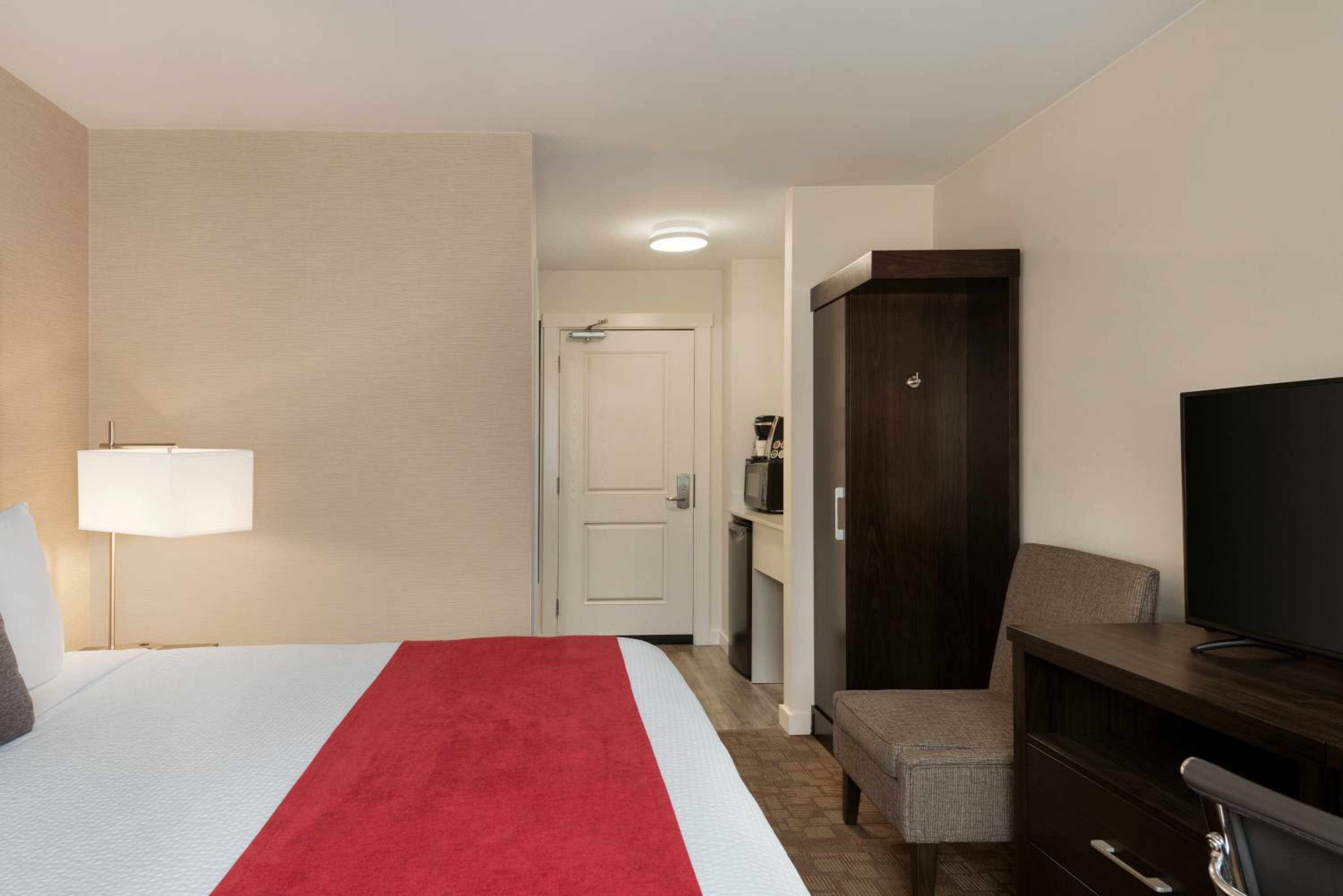 King Room - Non-Smoking