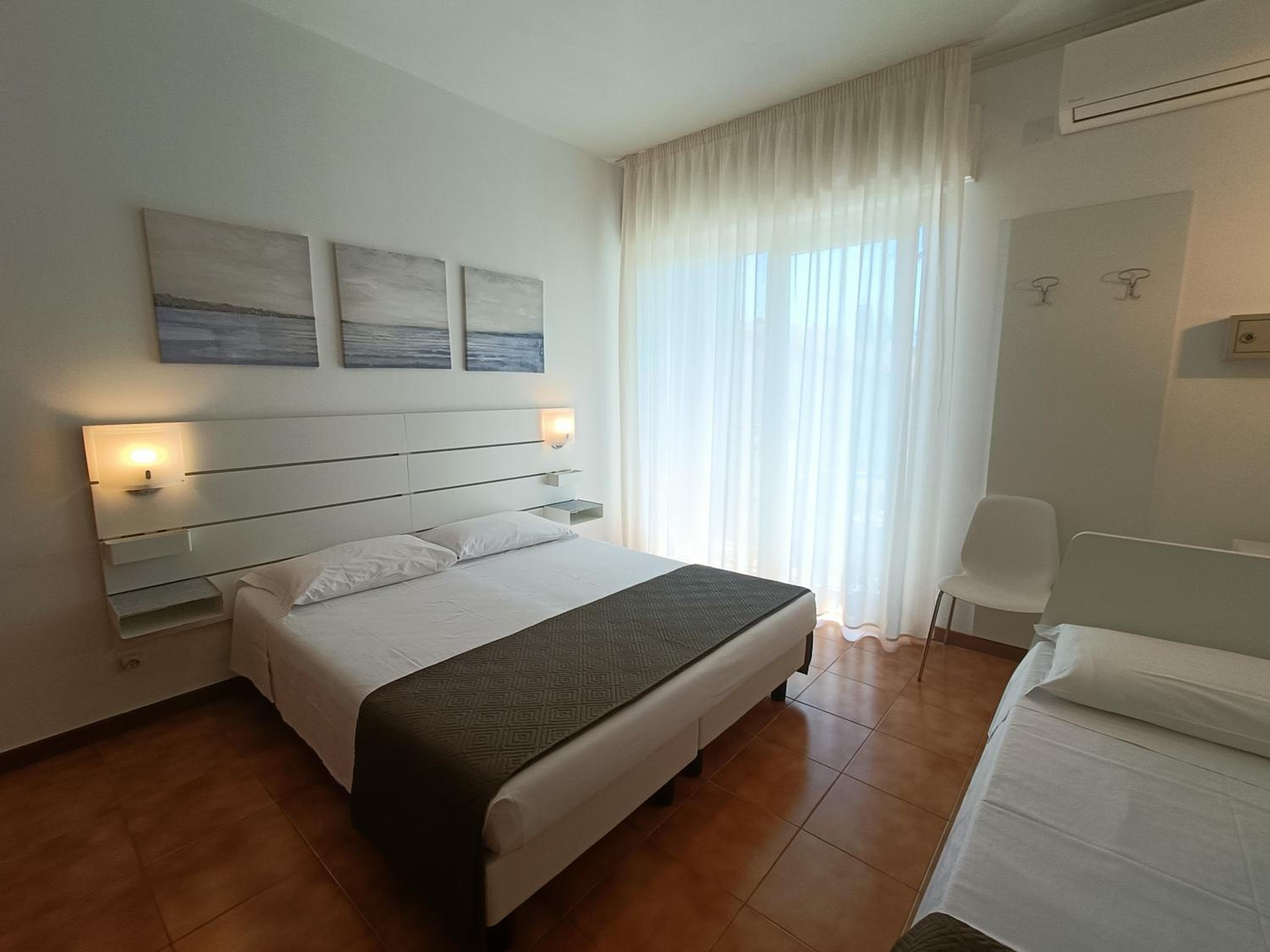 Triple Room with Terrace