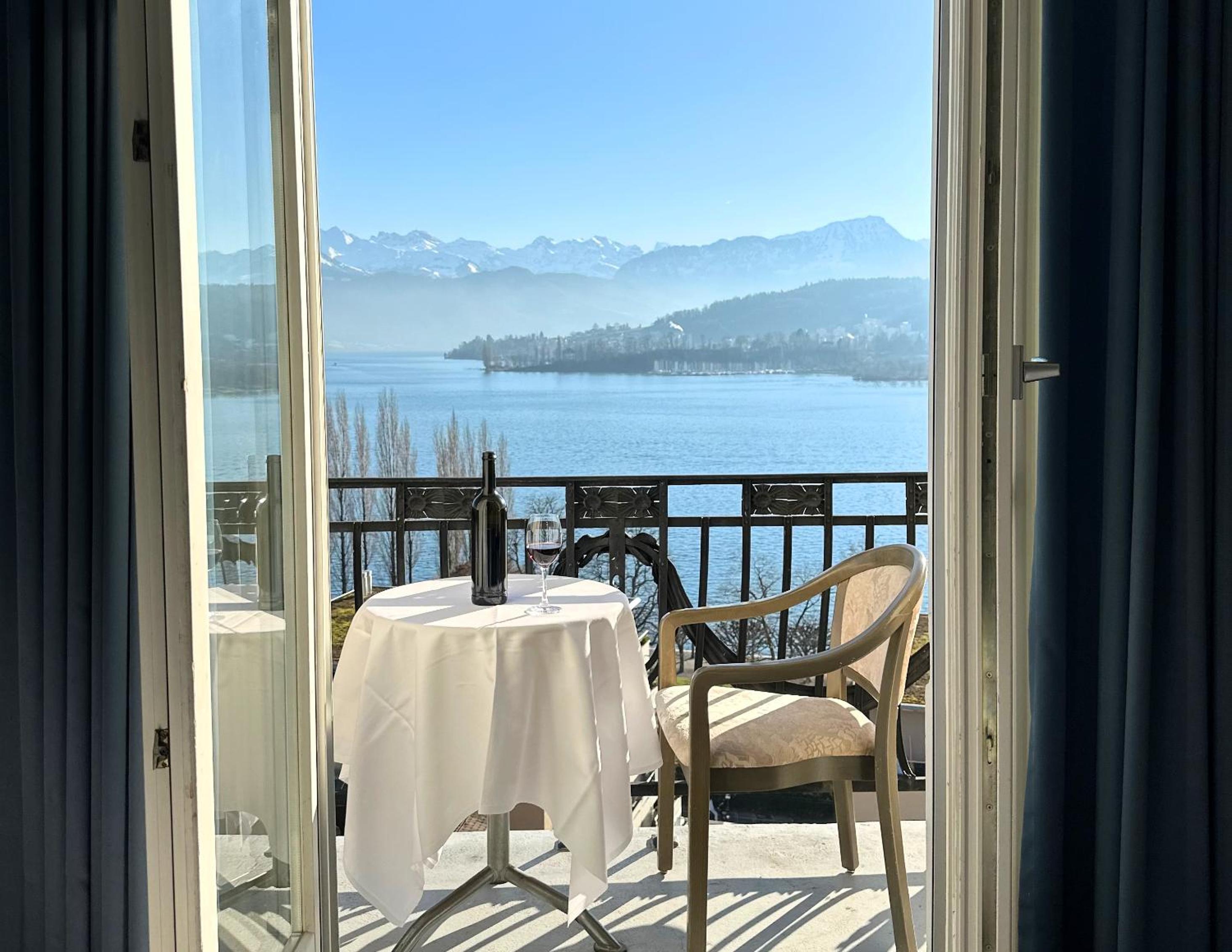 Single Room with Lake View