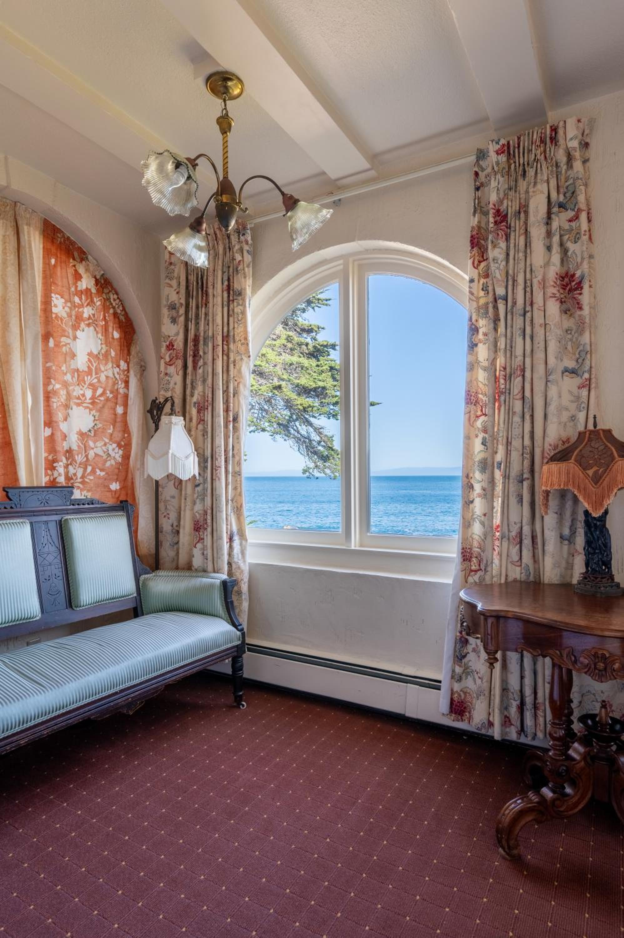 King Suite with Ocean View