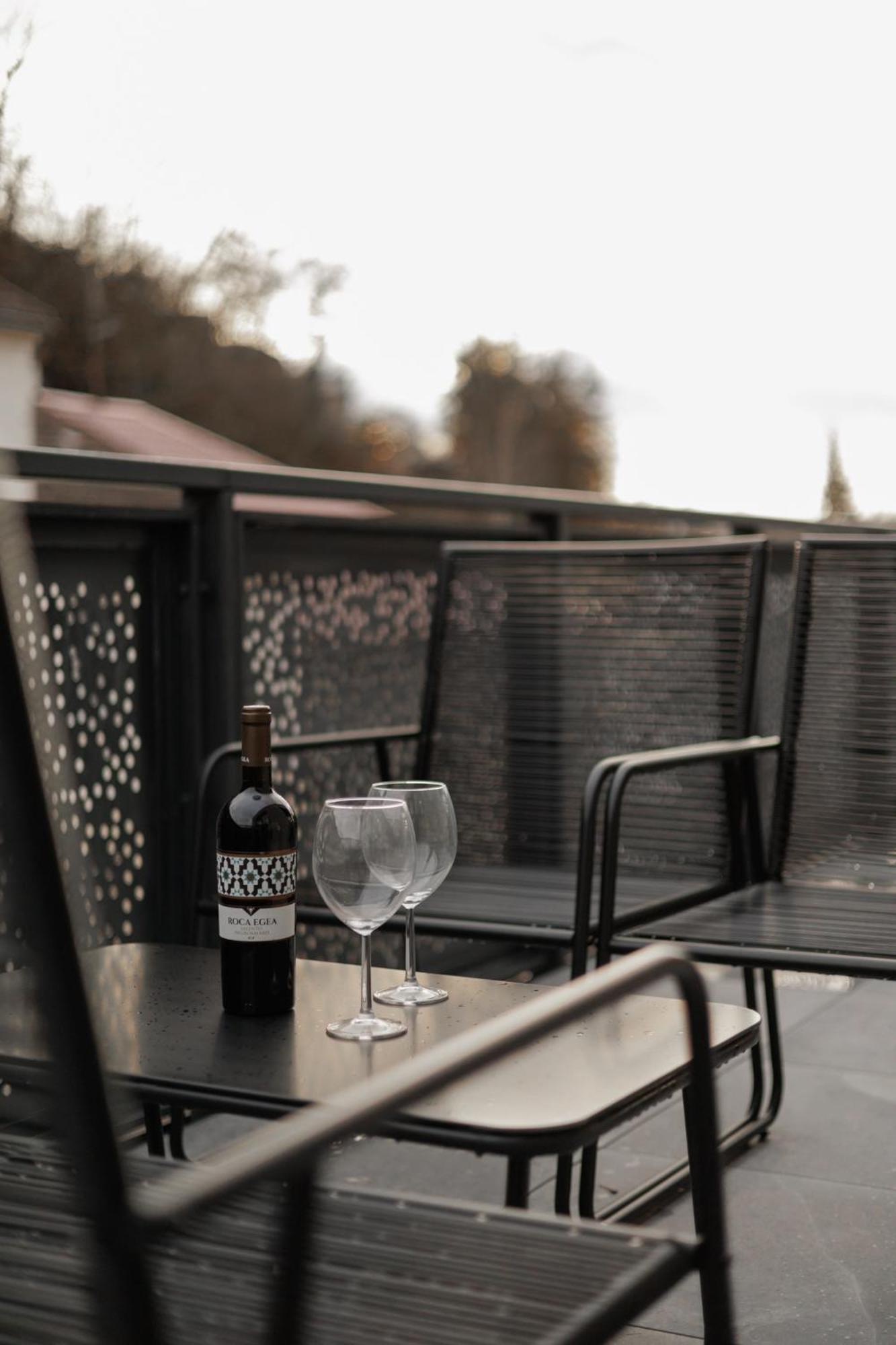 Apartment with Terrace