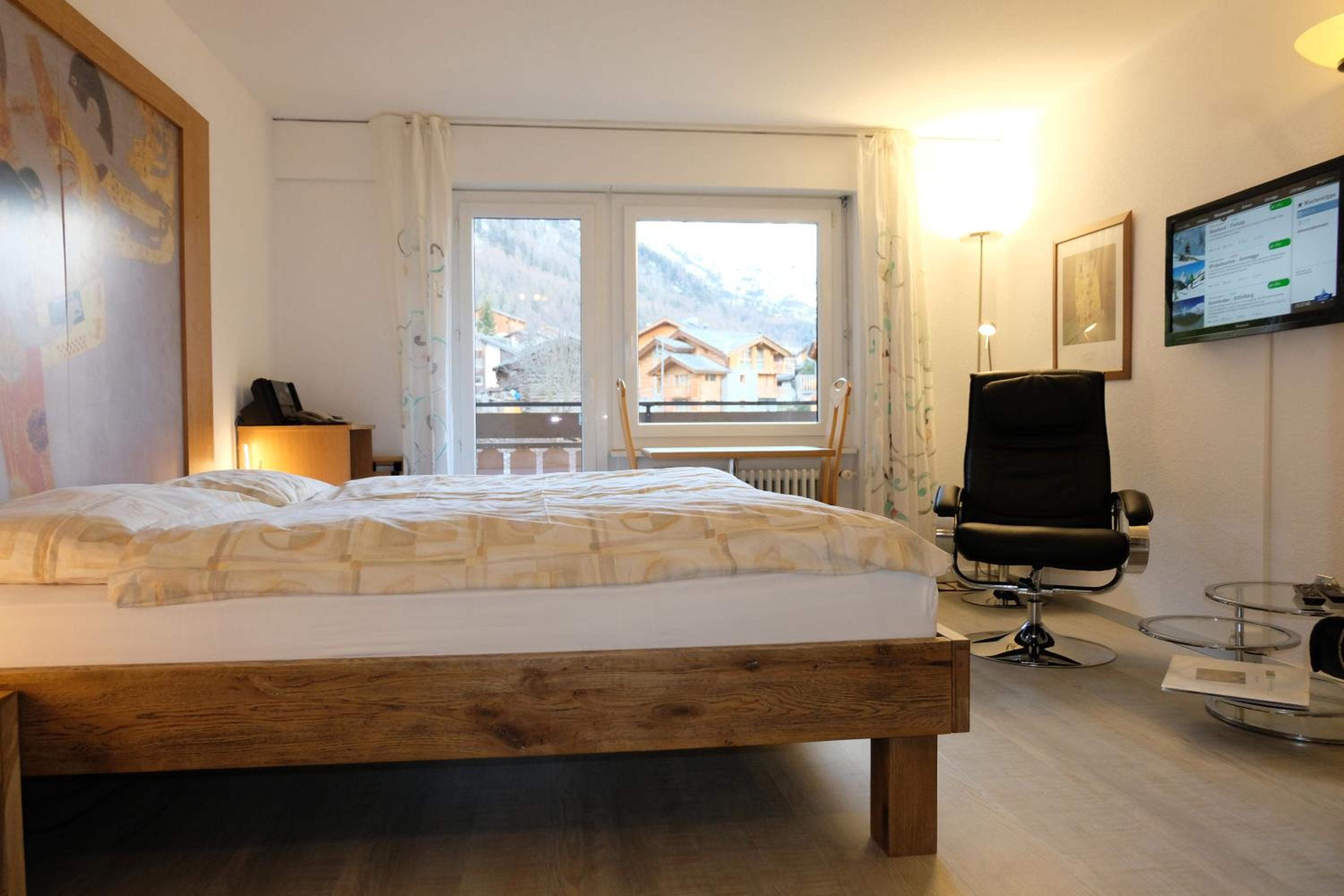 Apartment (2 Adults) with Matterhorn View