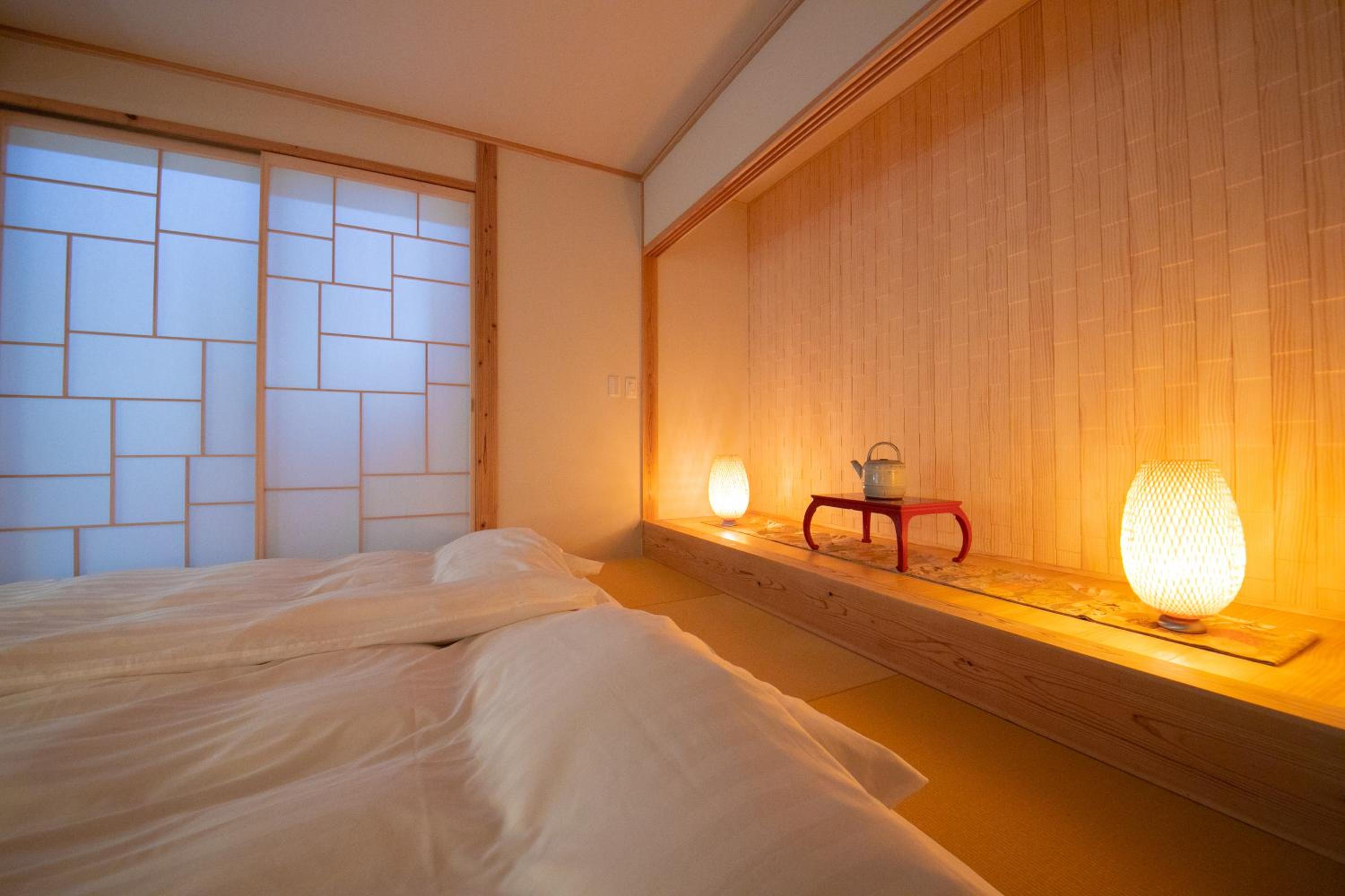 Twin Room with Private Bathroom