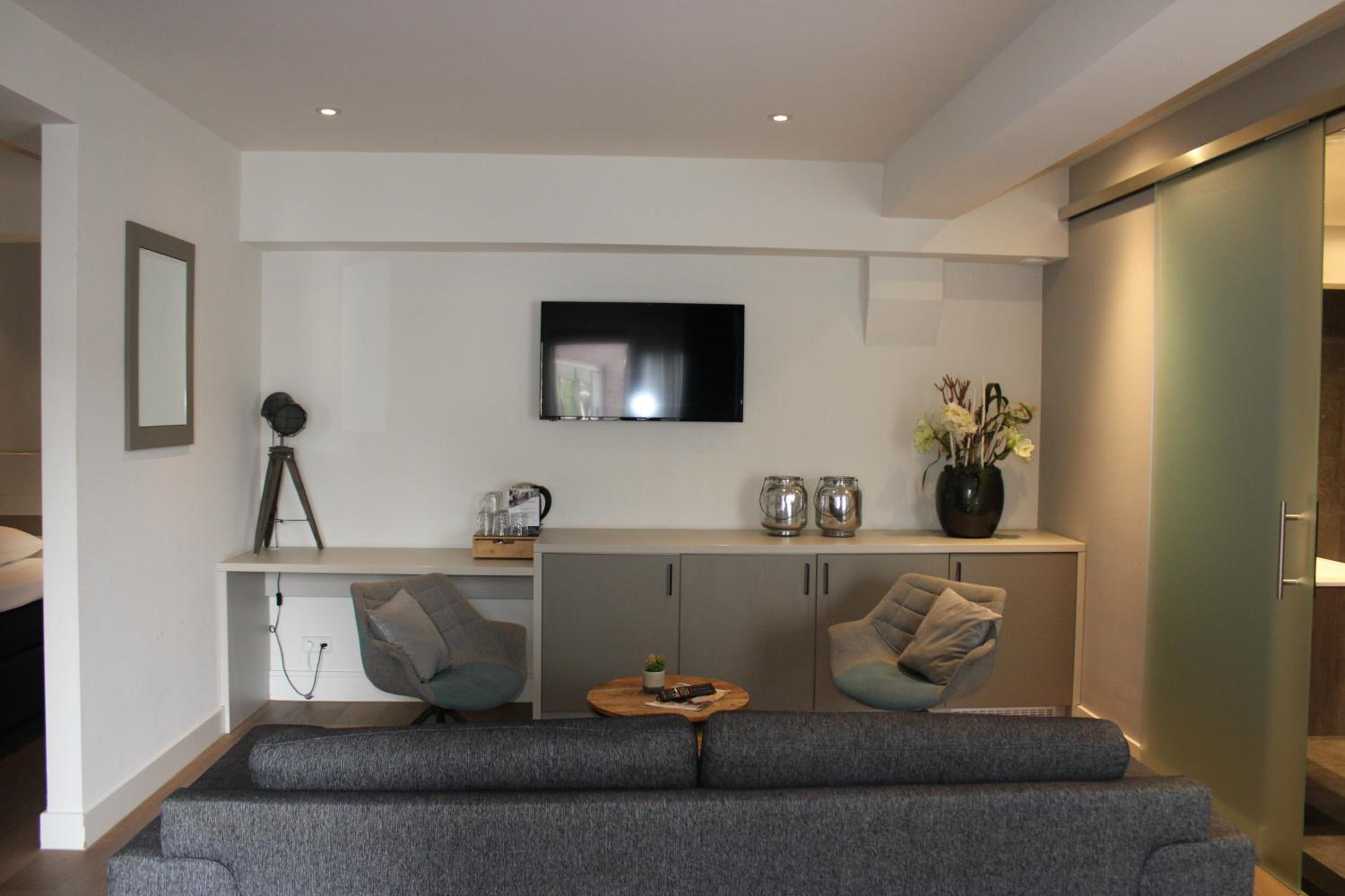 Superior Family Room