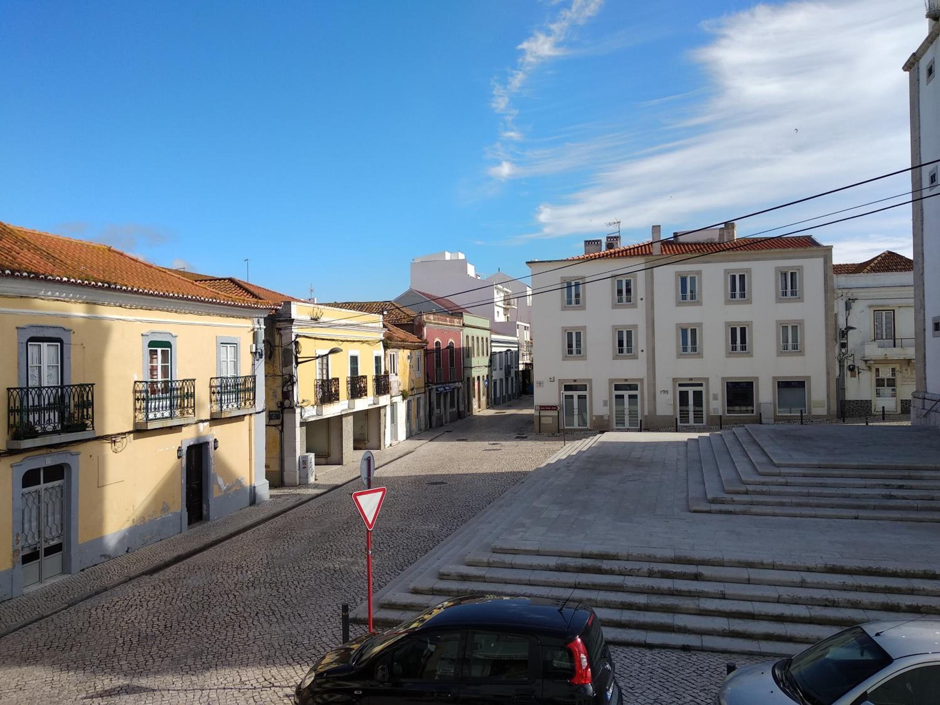 Twin Room with Private Bathroom