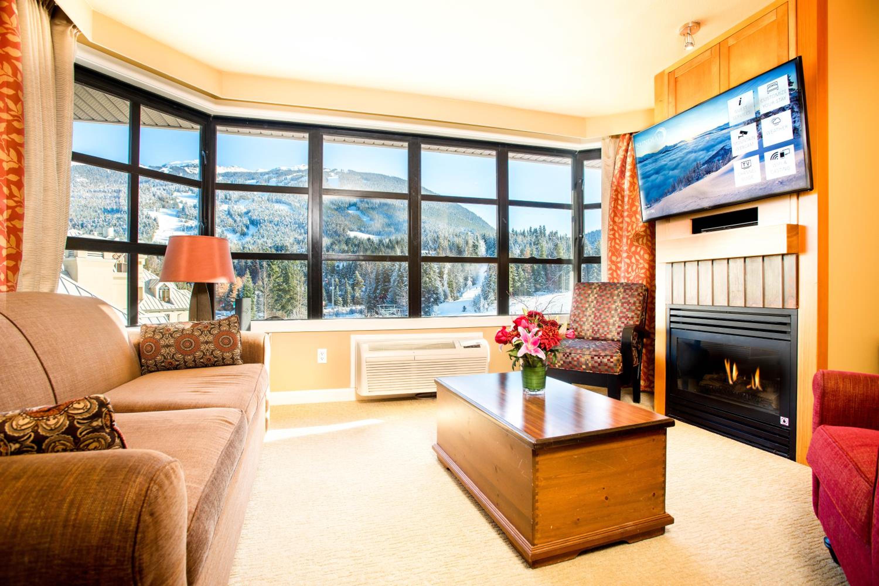 Two-Bedroom Premium Suite with Mountain View