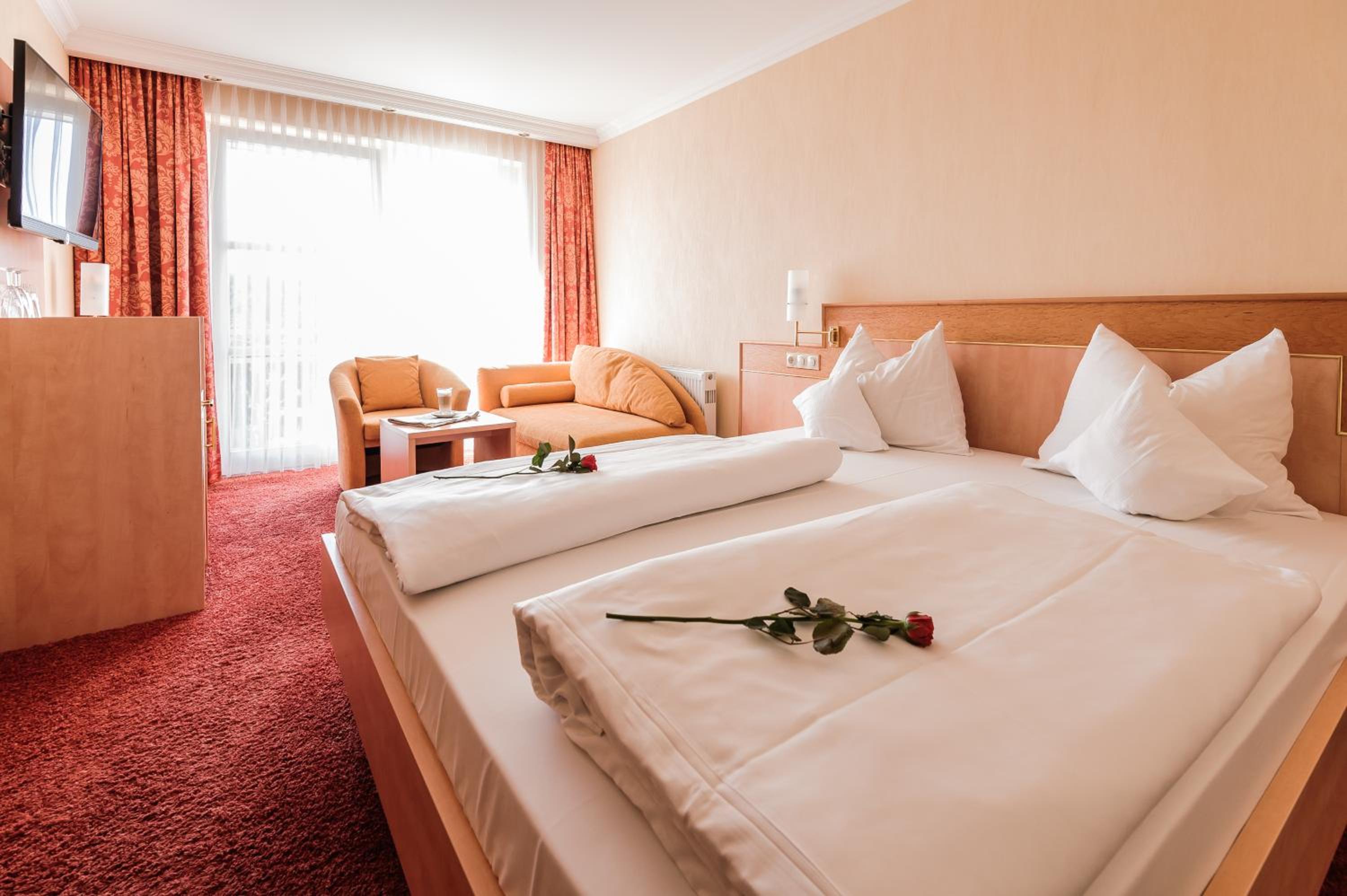 Premium Double Room with Street View