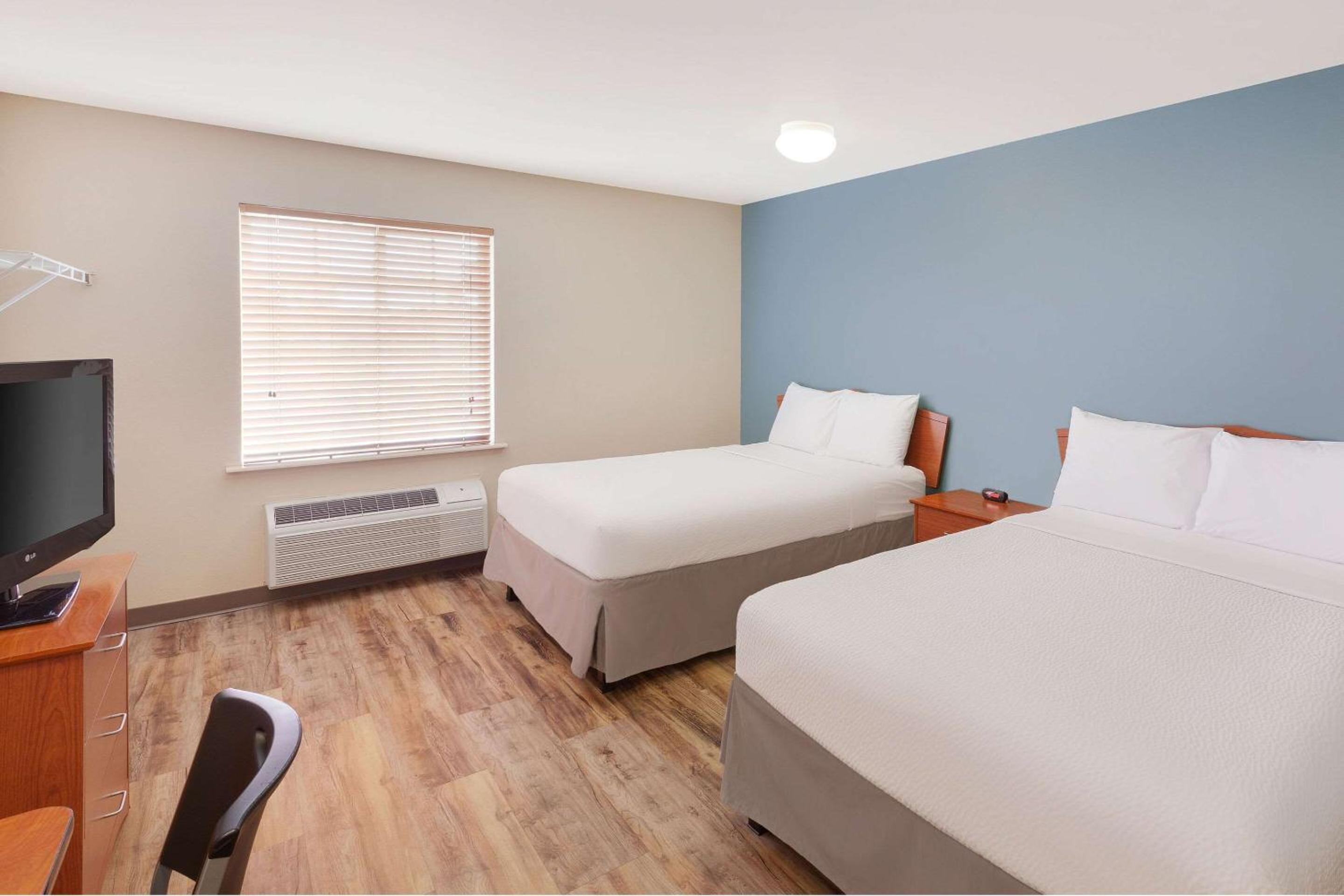 Double Room with Two Double Beds - Non-Smoking