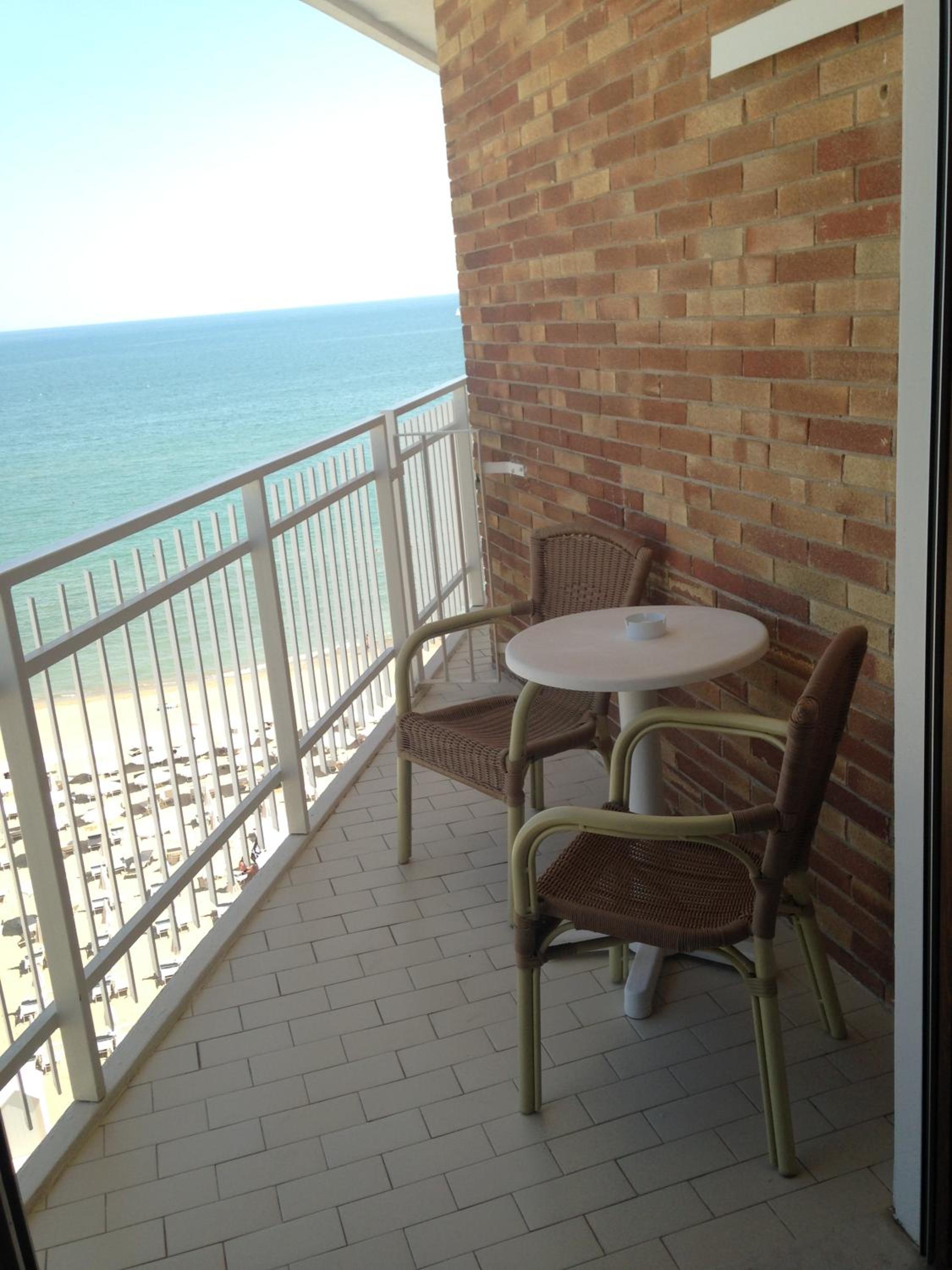 Double Room (1 Adult)