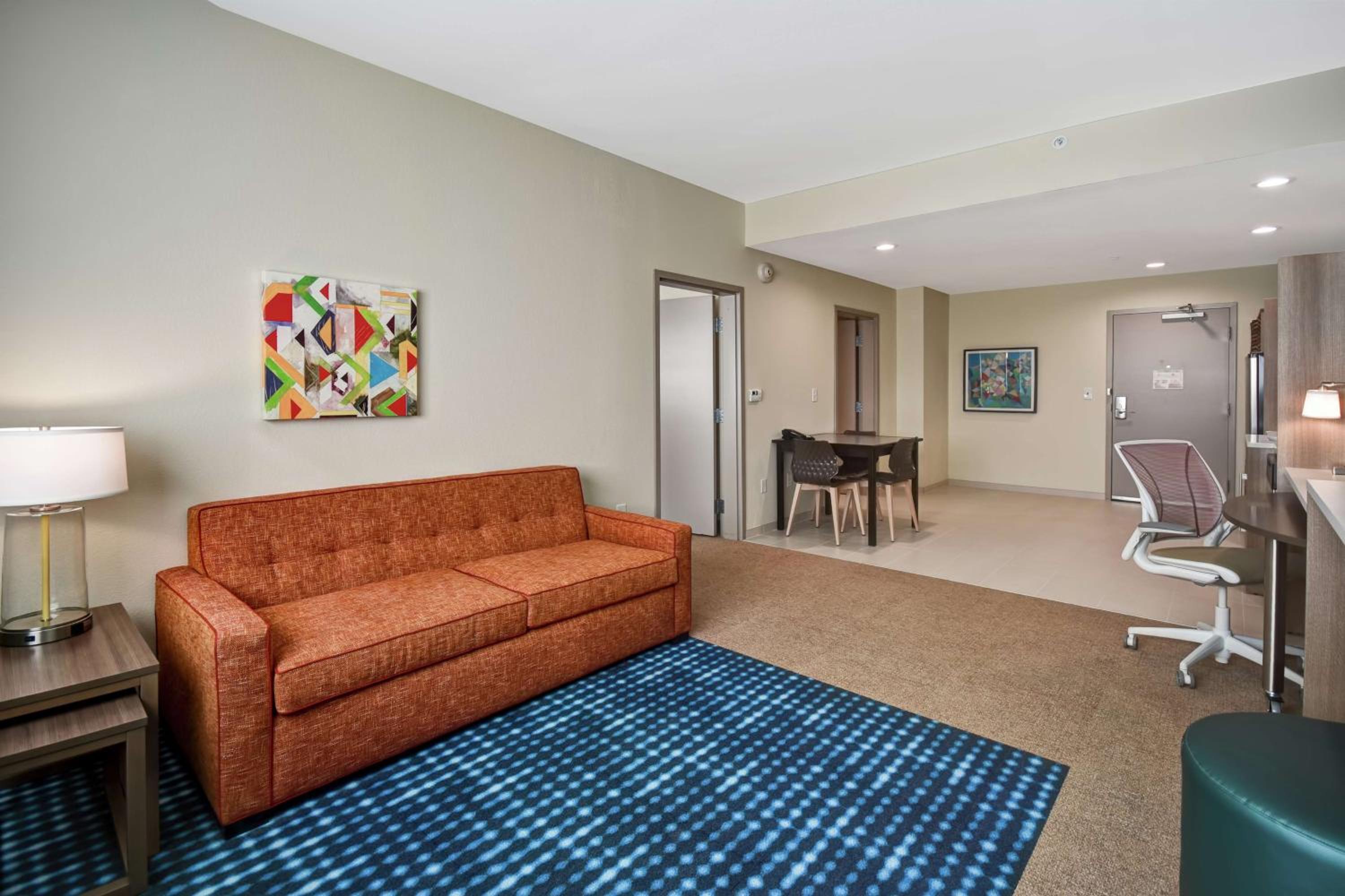 King Suite - Hearing Access/Non-Smoking