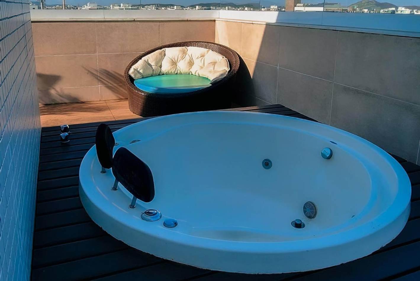 King Suite with Spa Bath