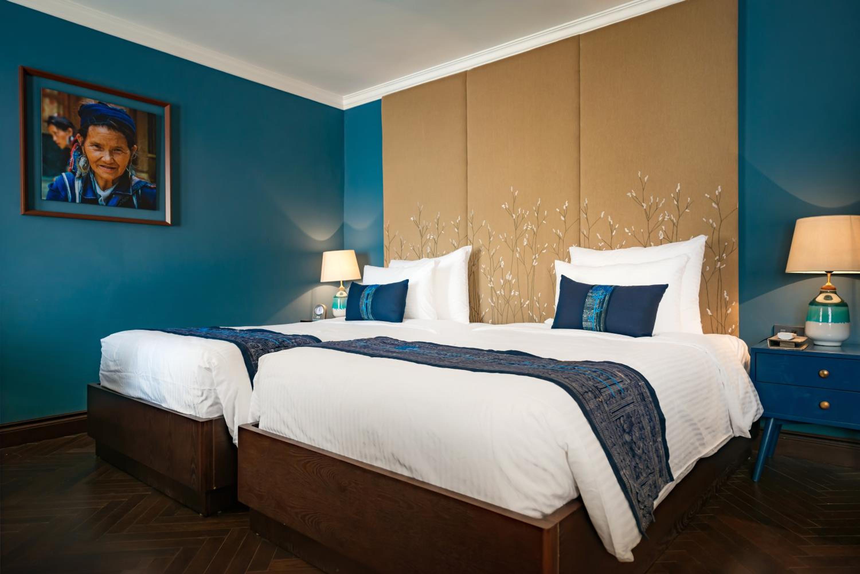 Deluxe Room with Window