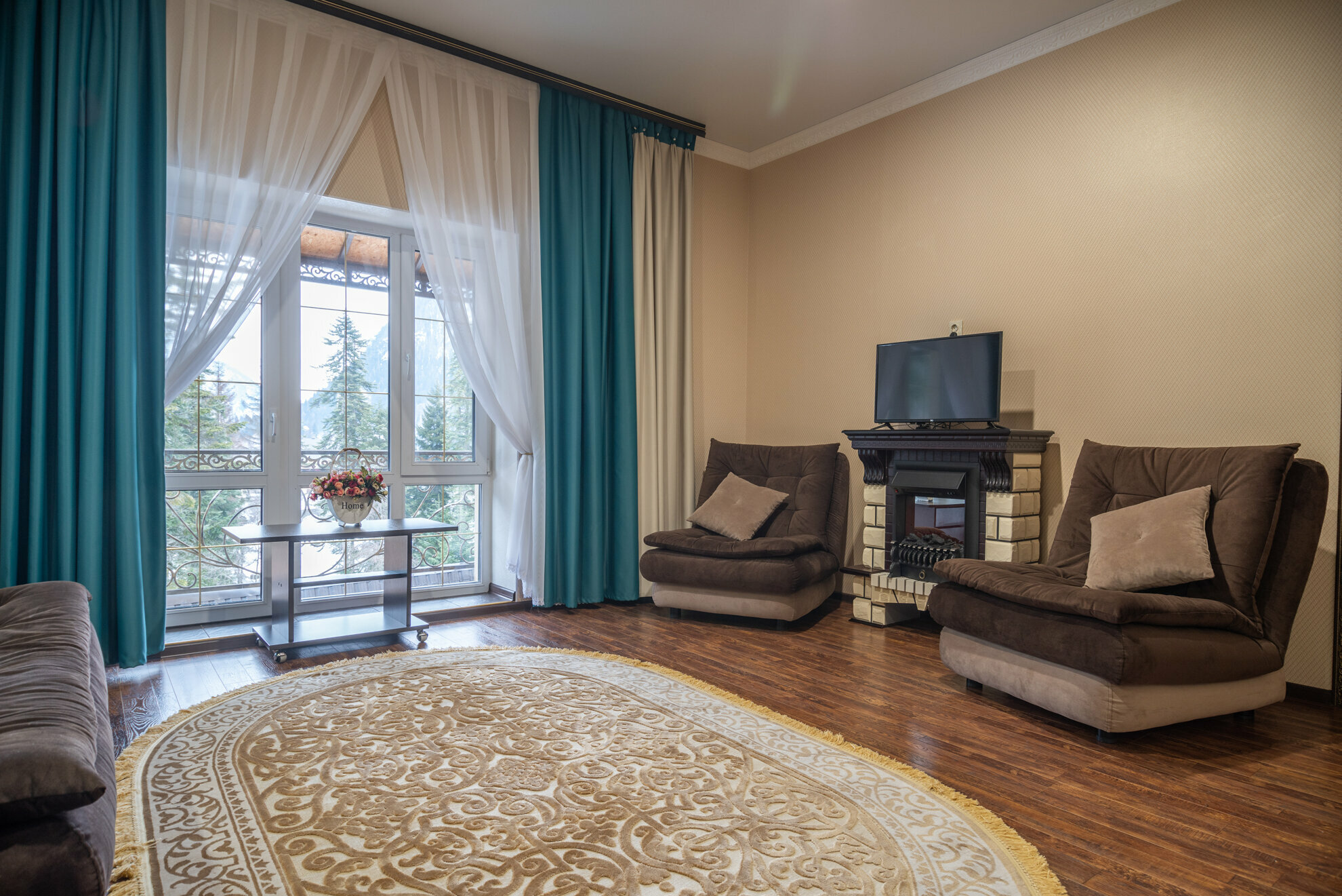 Люкс с балконом