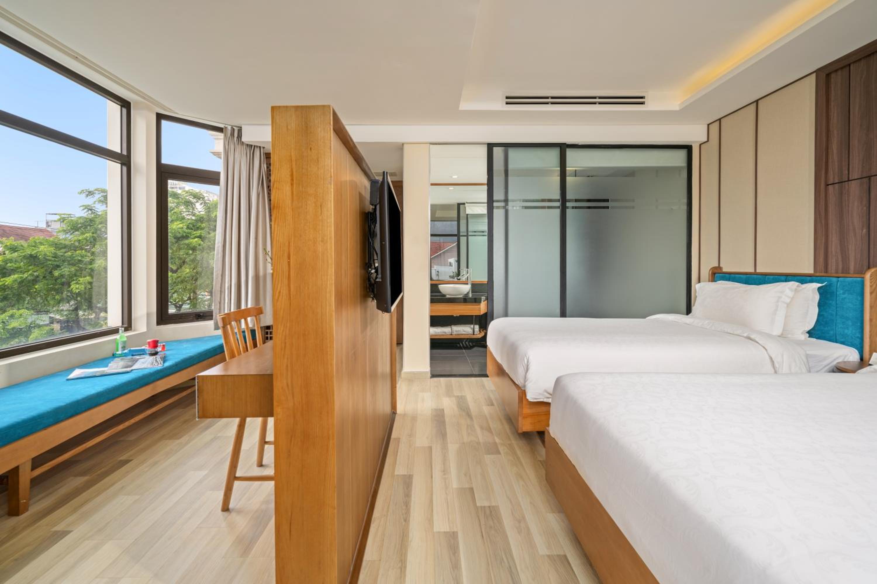 Superior Twin Room