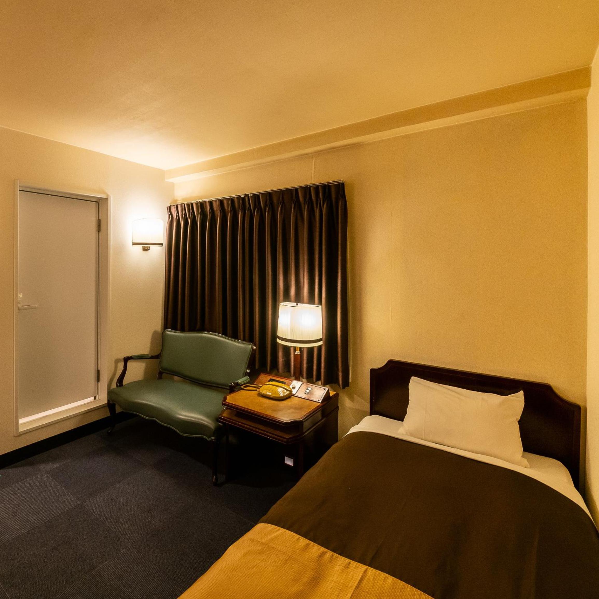 Standard Single Room - Non-Smoking