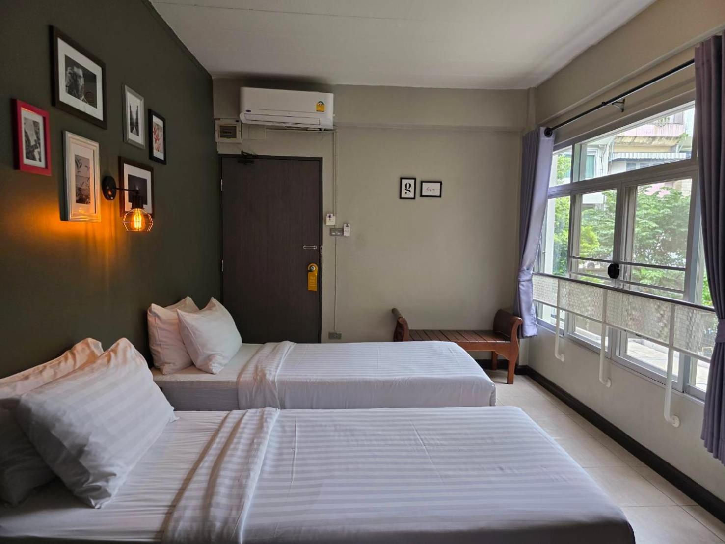 Twin Room with Private Bathroom