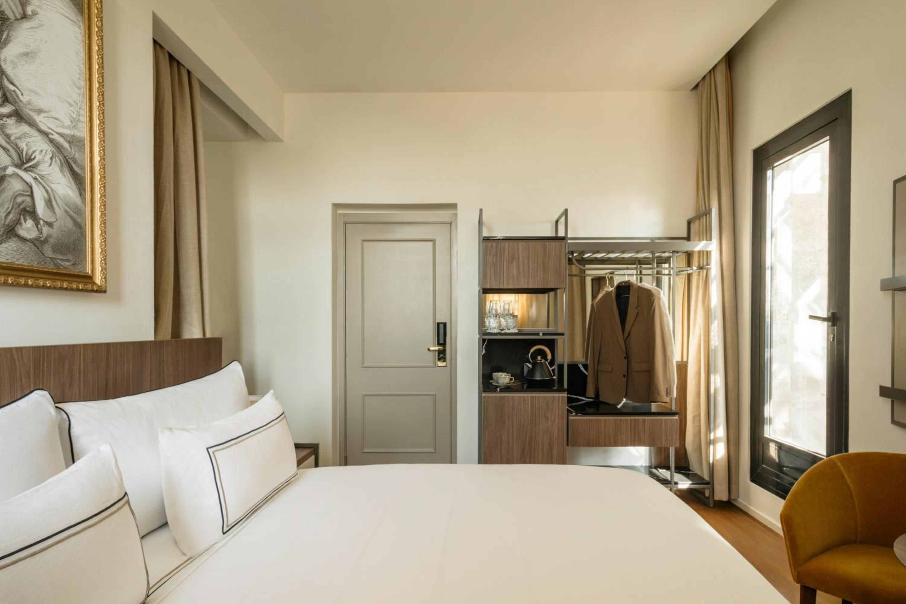 The Artist Junior Suite City View and Terrace