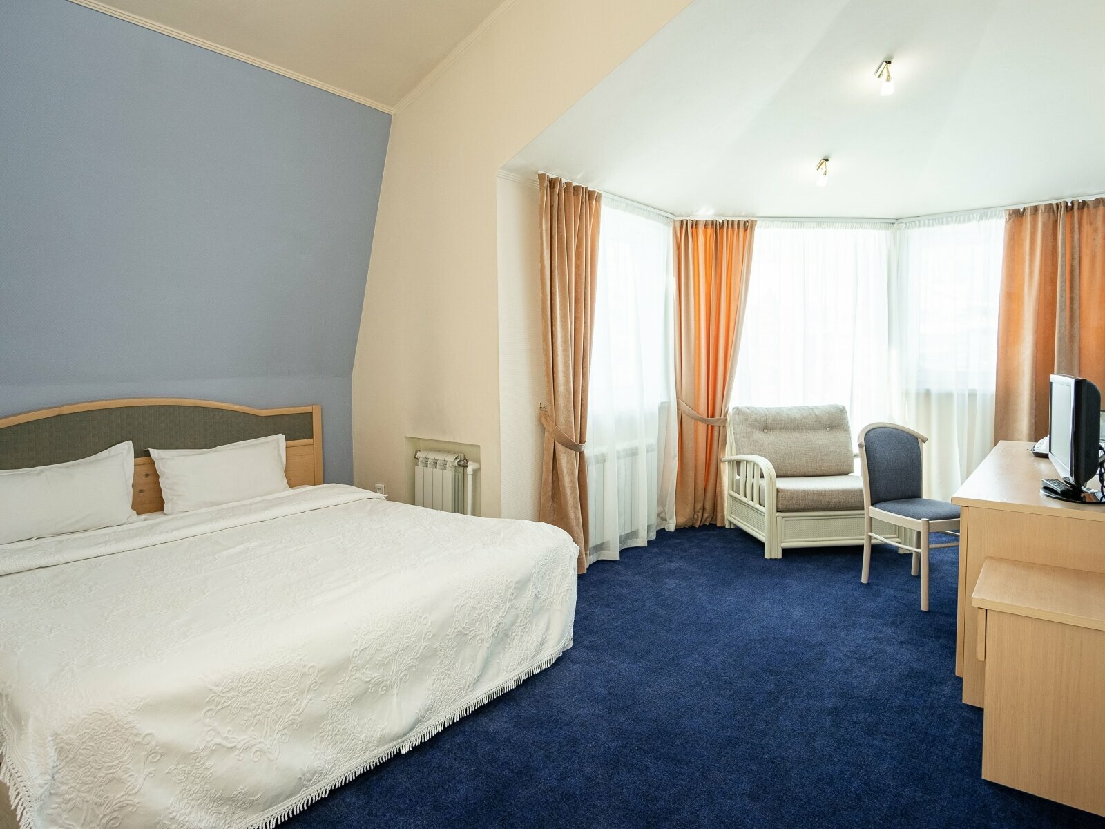 Улучшенный трехместный номер