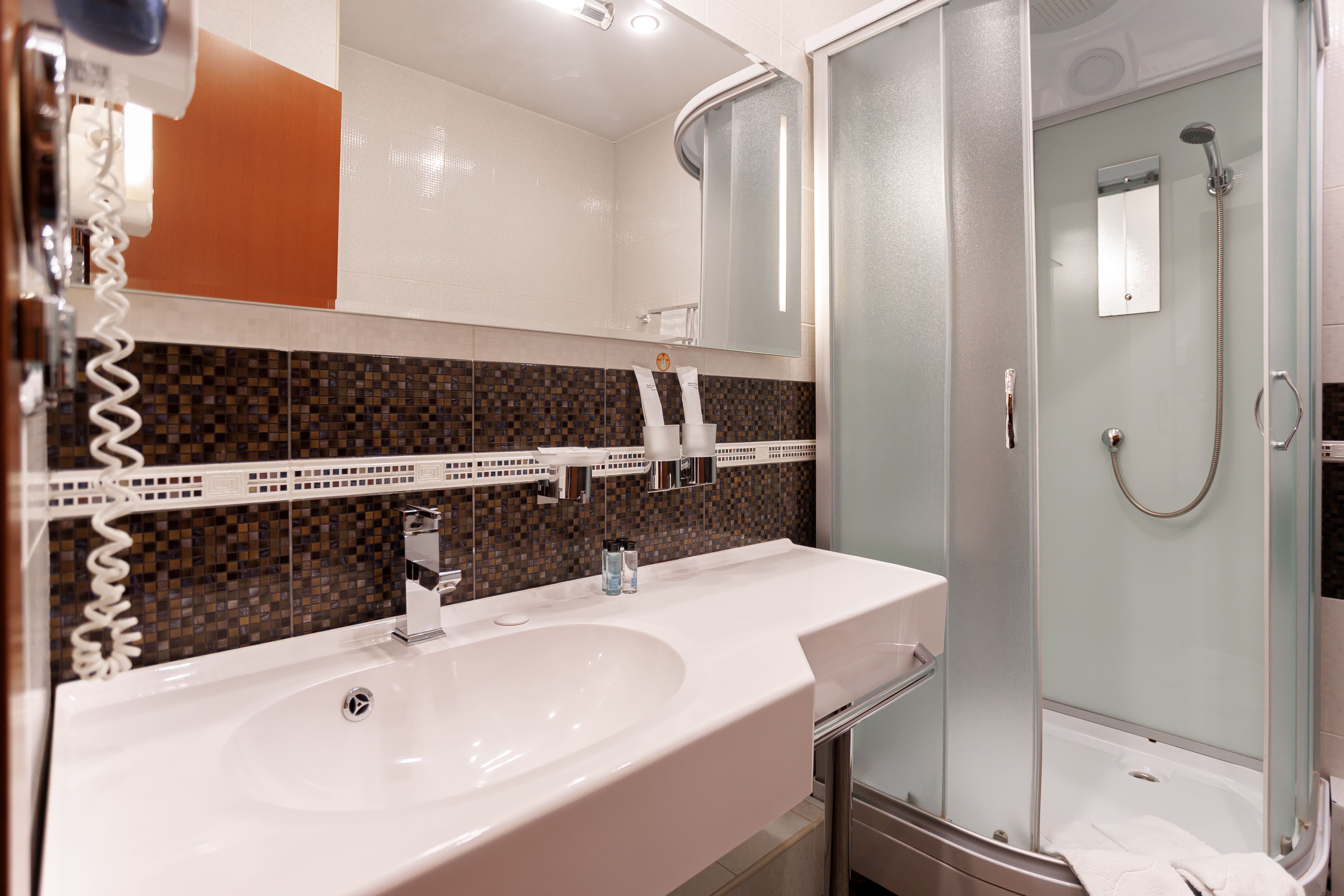 Панорамный двухкомнатный Люкс