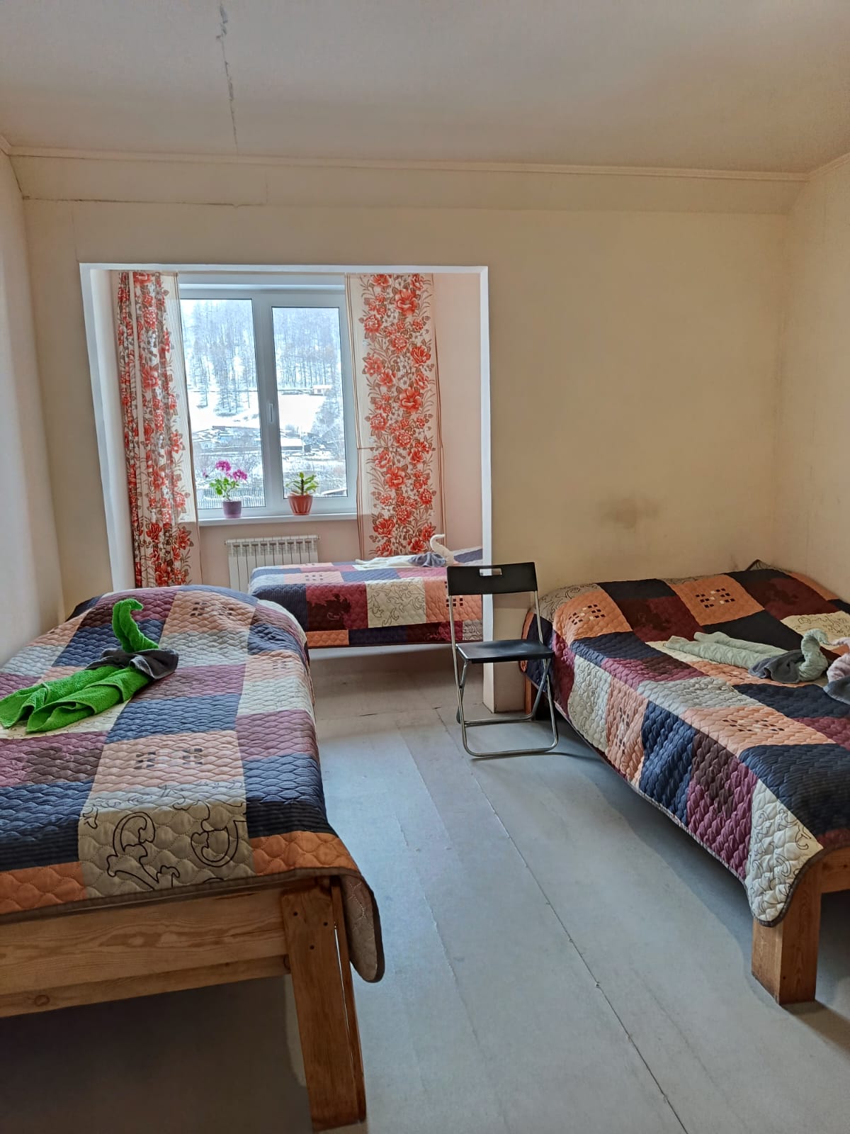 Бюджетный четырехместный номер №3, удобства на этаже