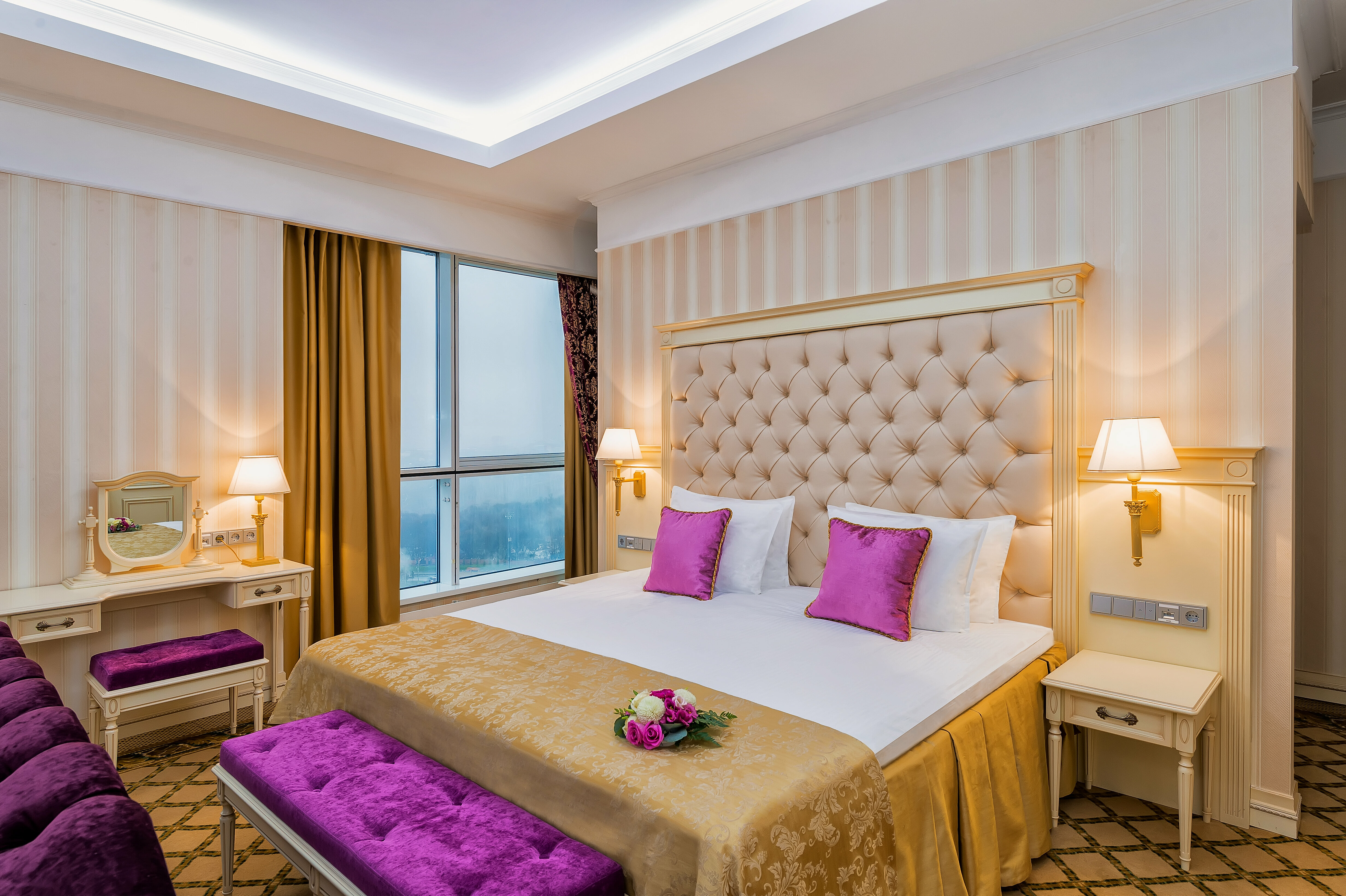 Номер-студия с кроватью размера «king-size»