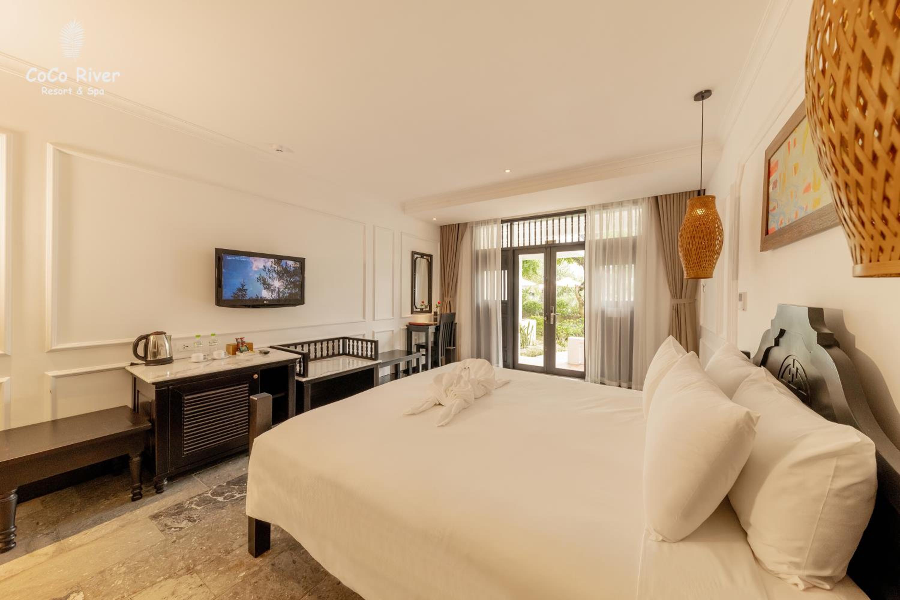 Deluxe Double Room with Garden View