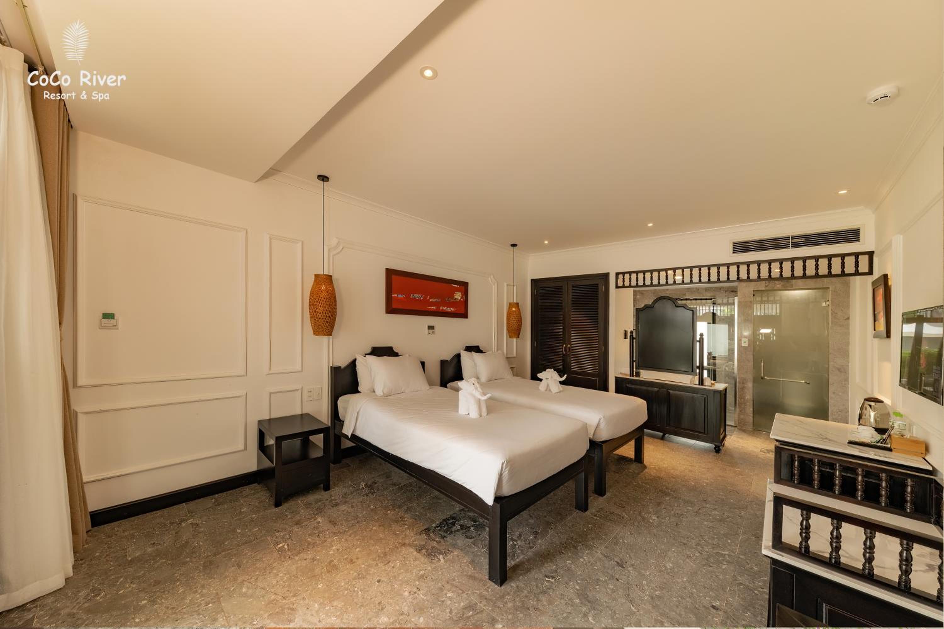 Deluxe Double Room with Pool View