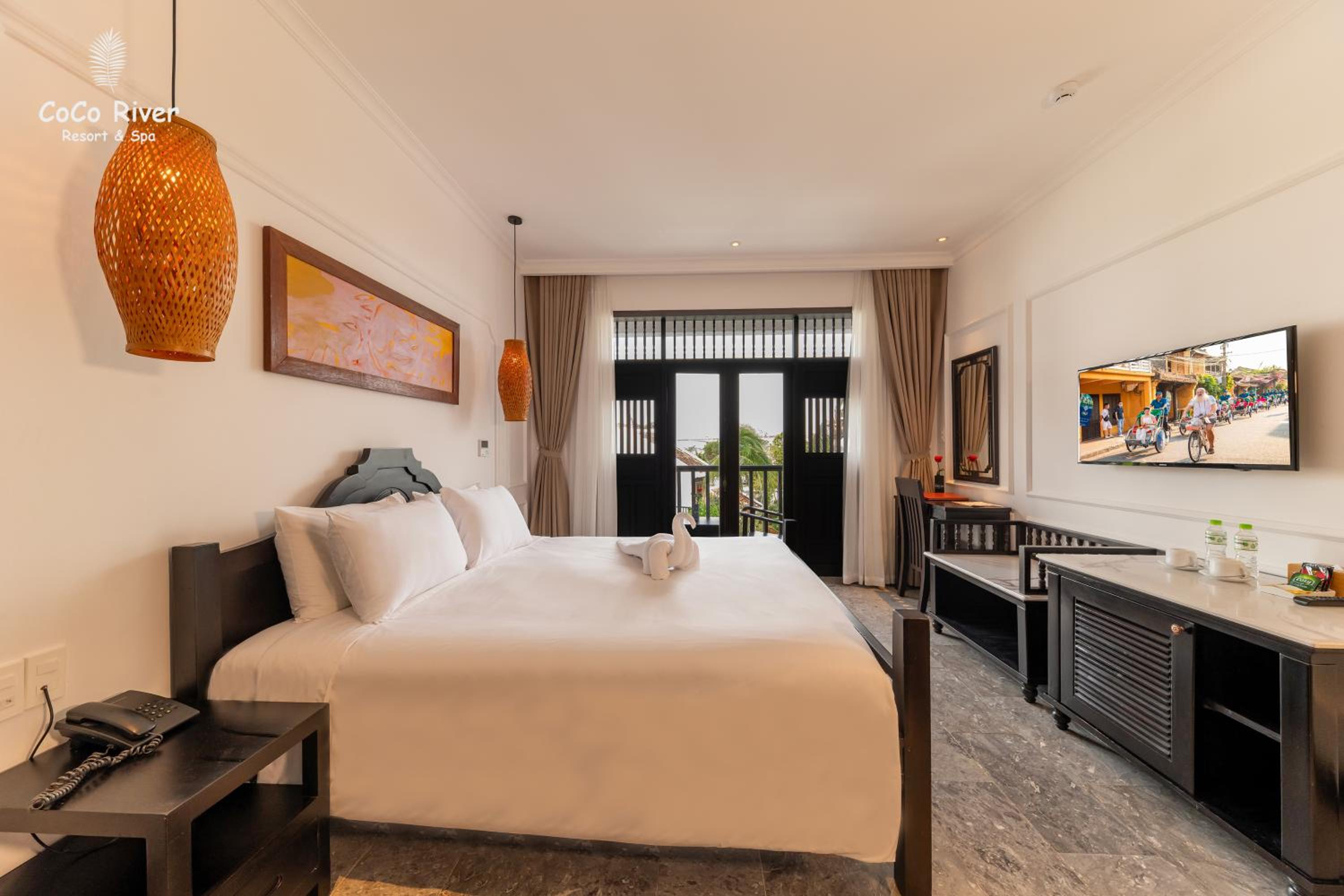 Deluxe Double Room with River View