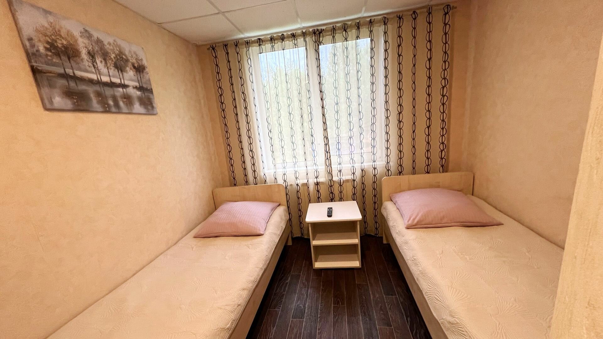 Стандартный номер с двумя отдельными кроватями на втором этаже