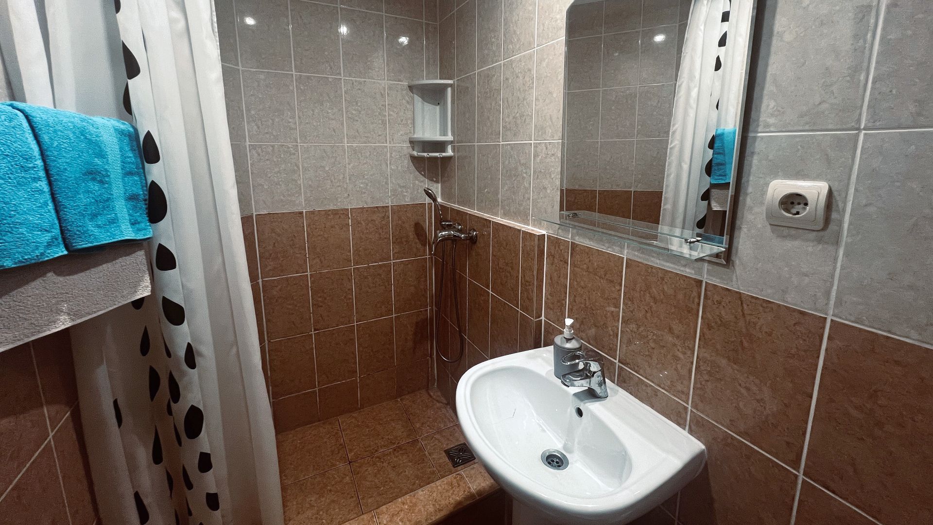 Полулюкс с двуспальной кроватью