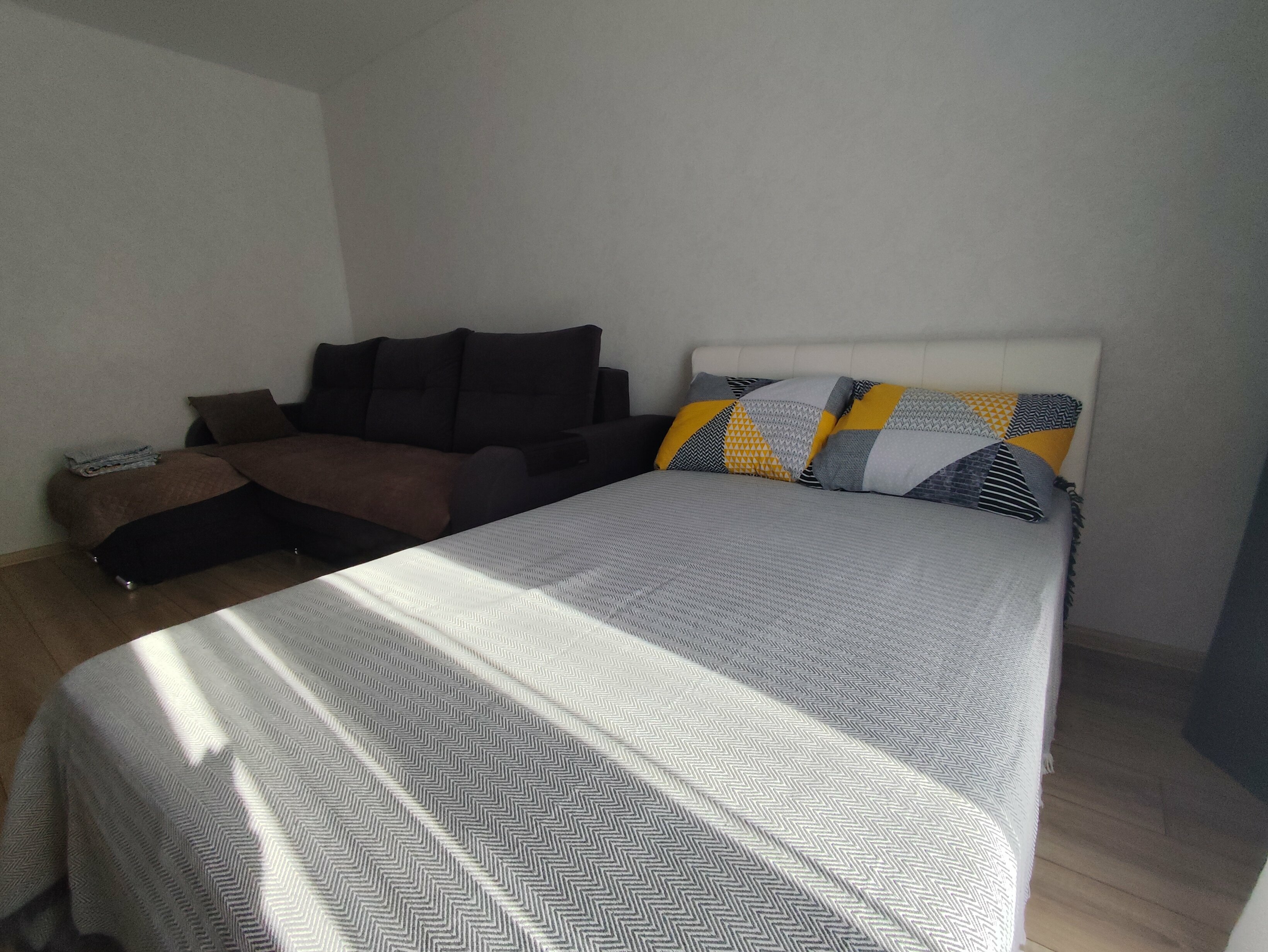 2-комнатные Апартаменты, Пескова 3