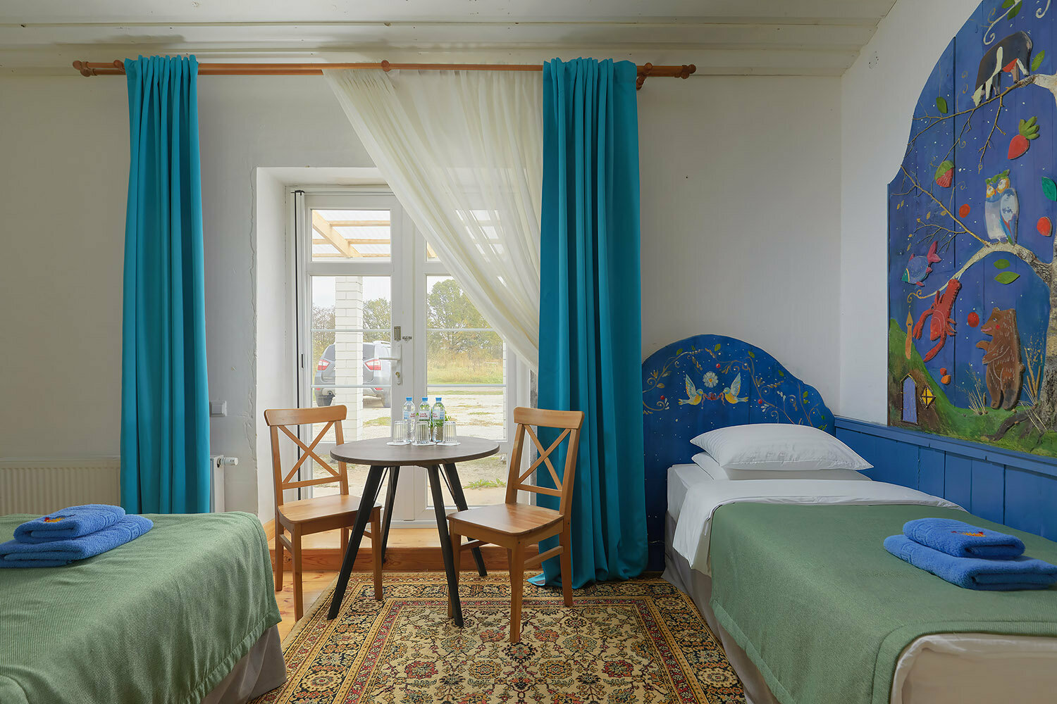 Арт-апартаменты "Сказочный лес"