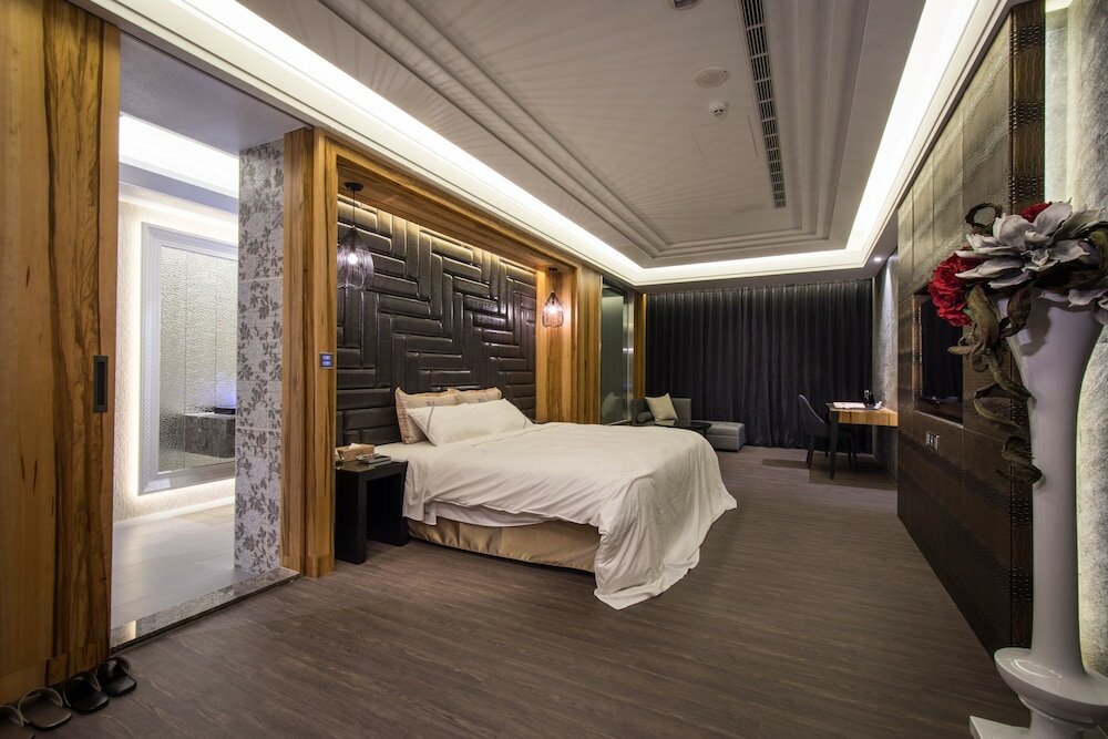 Deluxe Double Room (checkin after 3pm, 6pm on Saturday)