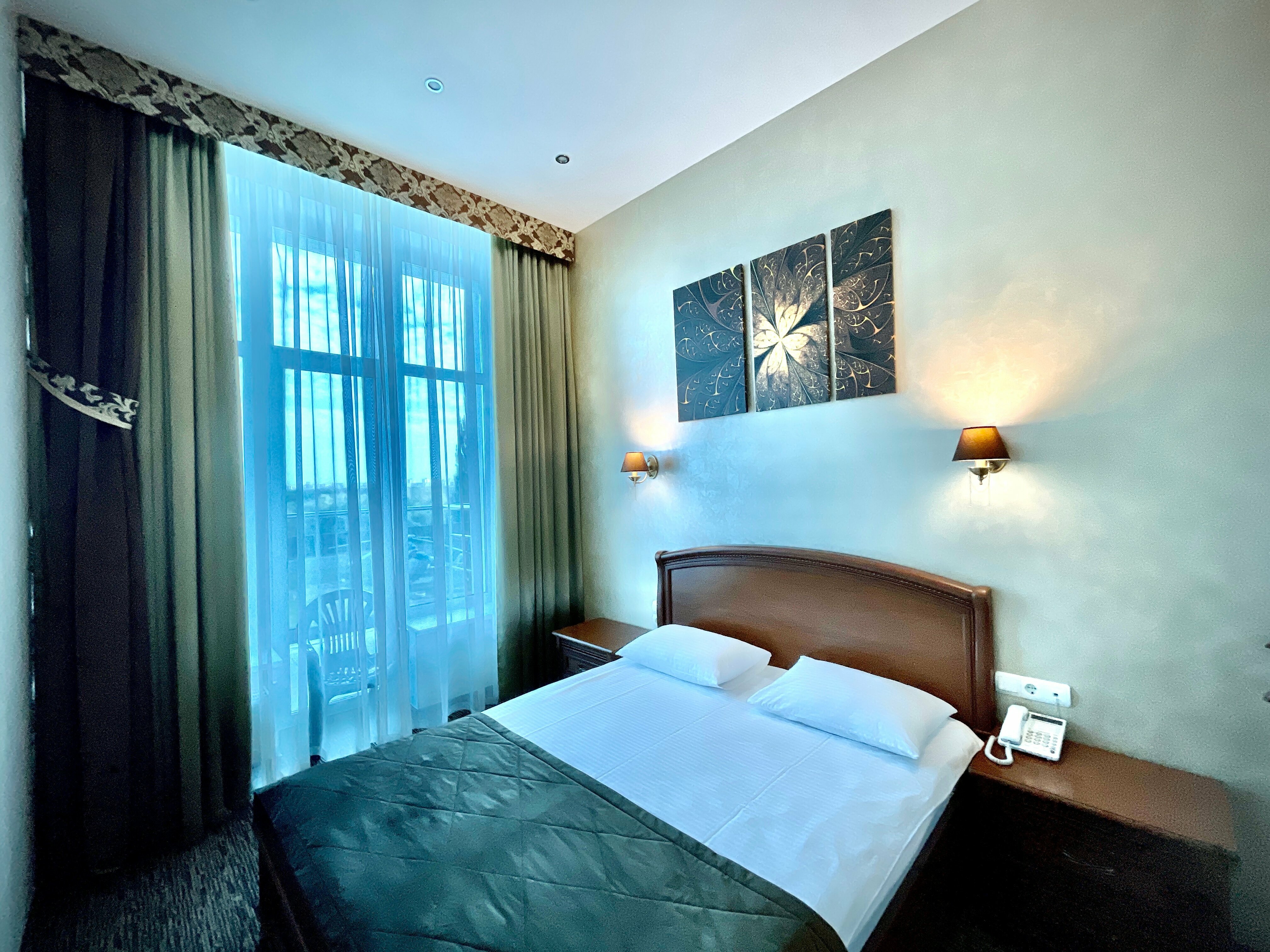 Джуниор сюит двухкомнатный с балконом