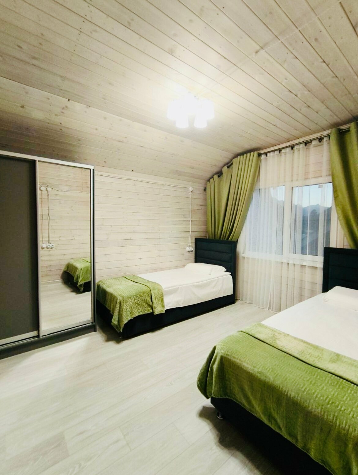 Дом с видом на горы