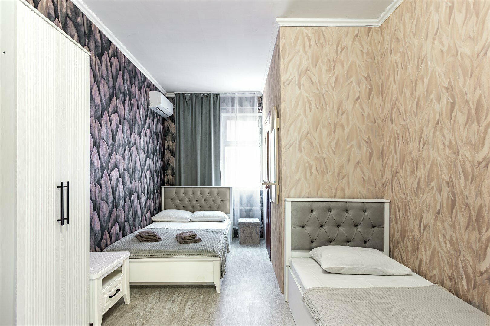 Трехместный номер «Комфорт» с душем