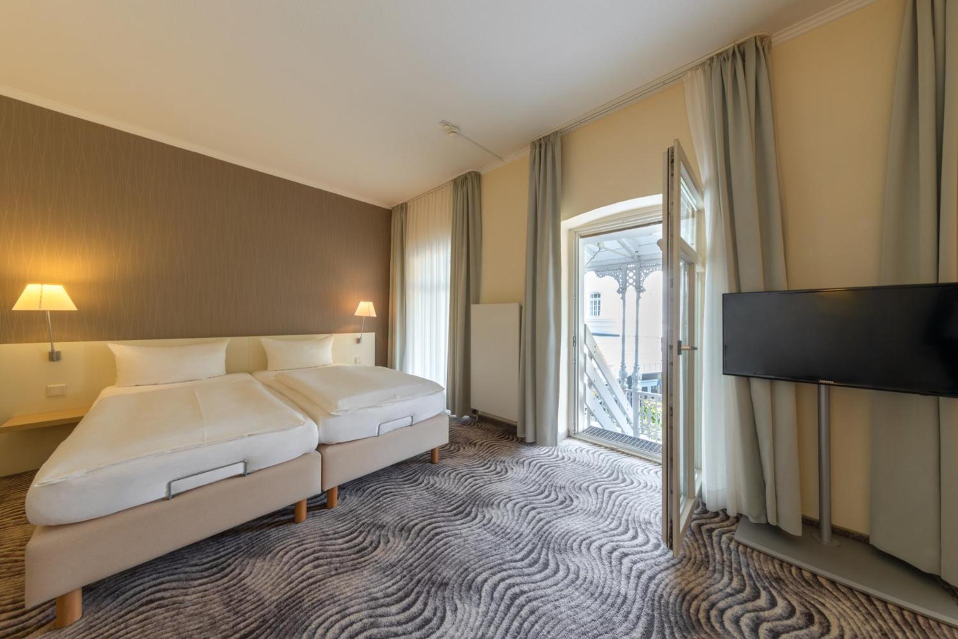 Deluxe Double Room with Balcony