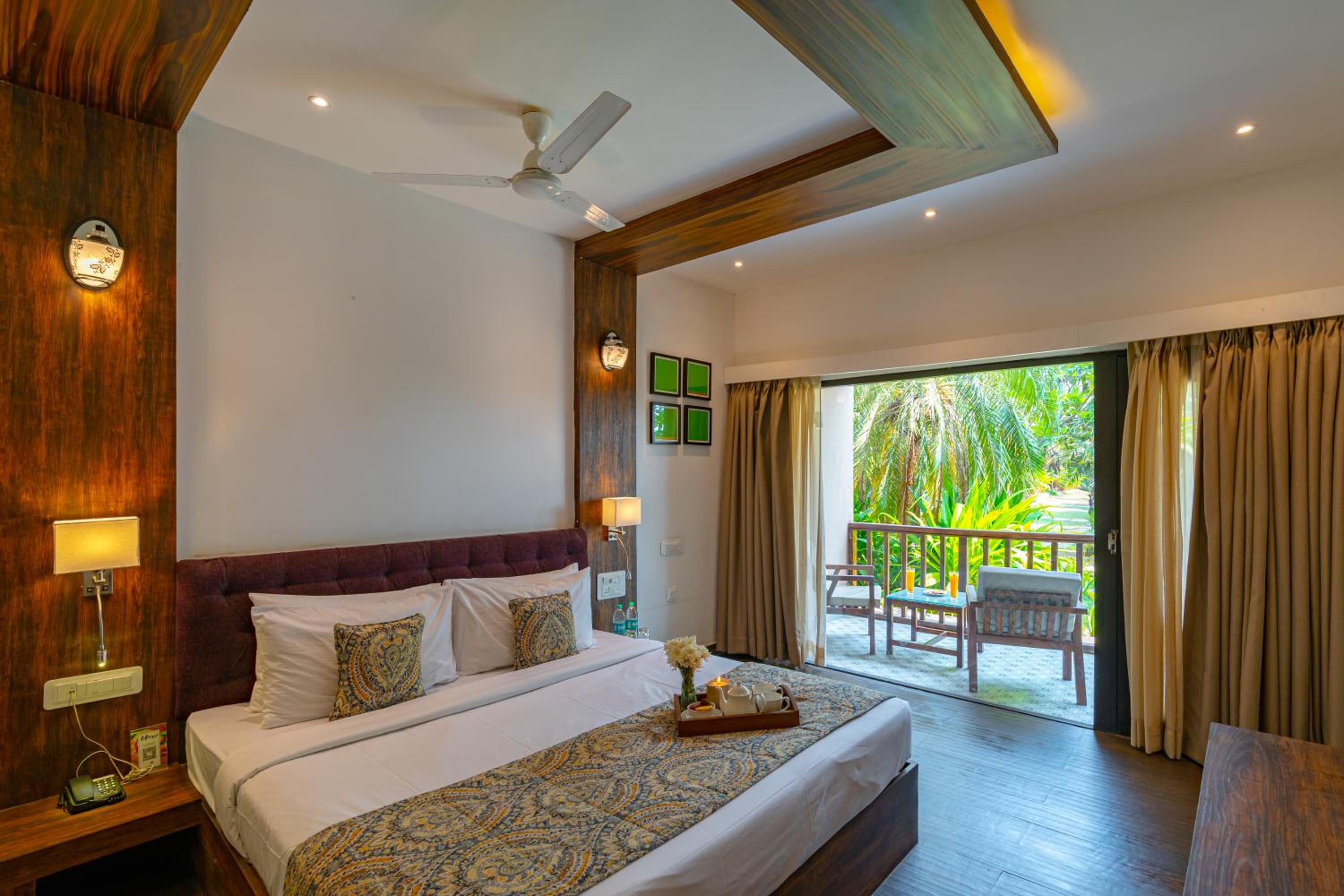 Luxury Room with Garden View with Balcony (with complimentary Kayaking and 20% off on Massage session)